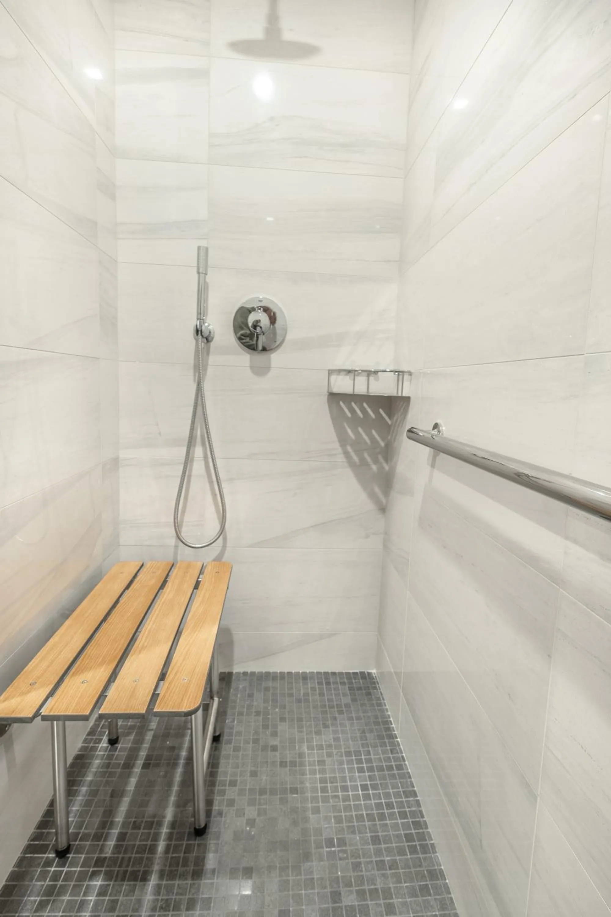 Shower in Artezen Hotel