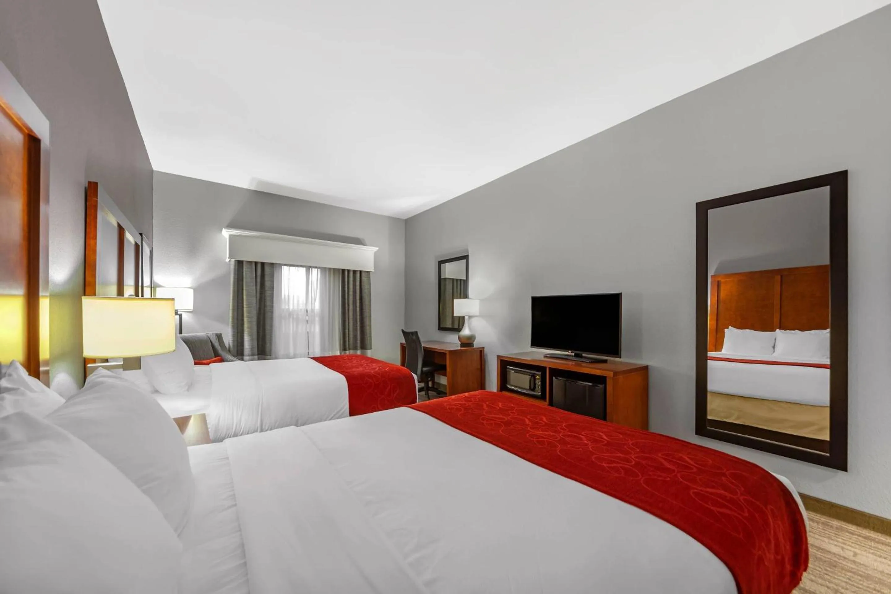 Bedroom, Bed in Comfort Inn Kearney I-80