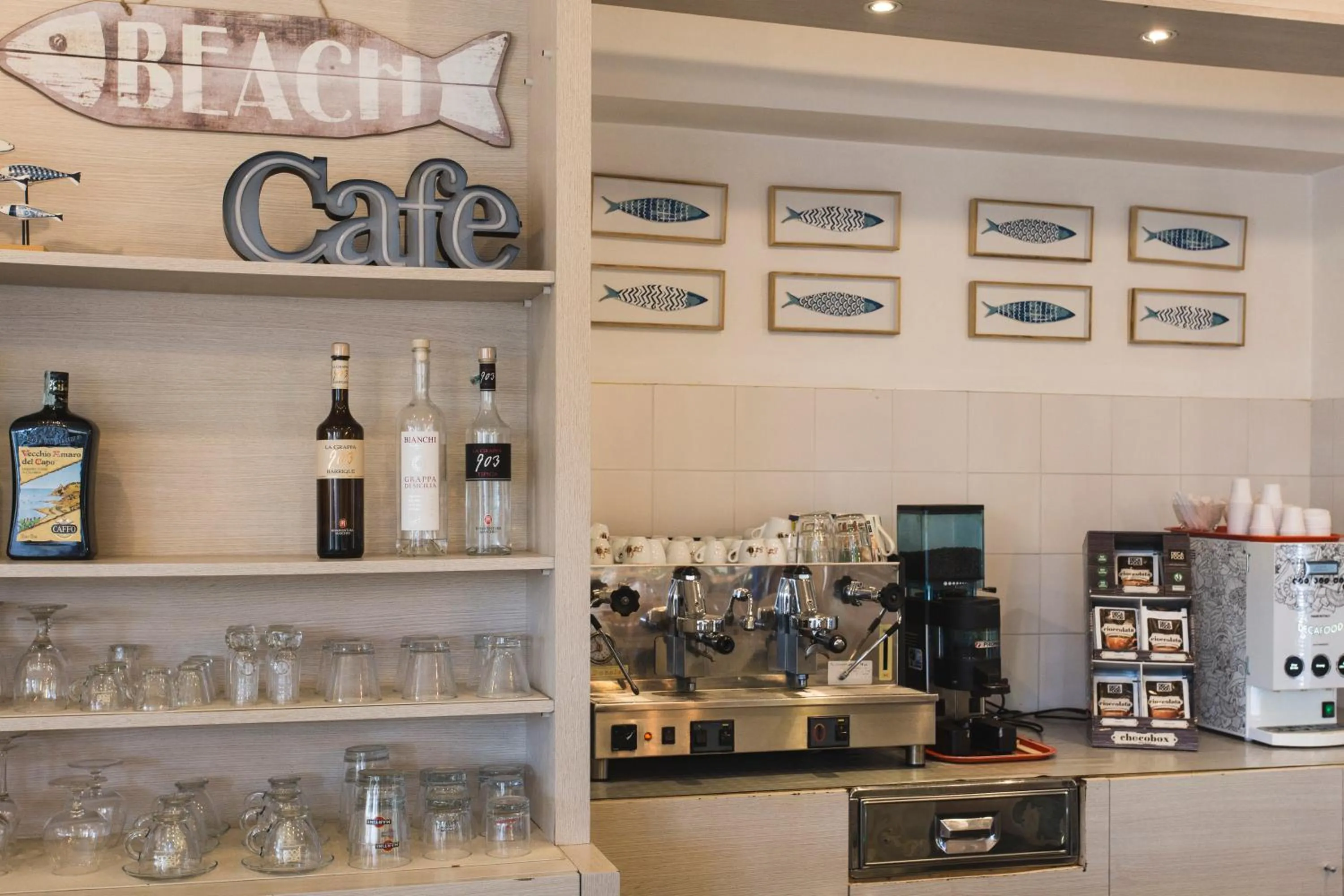 Lounge or bar in Hotel Baia Del Sole