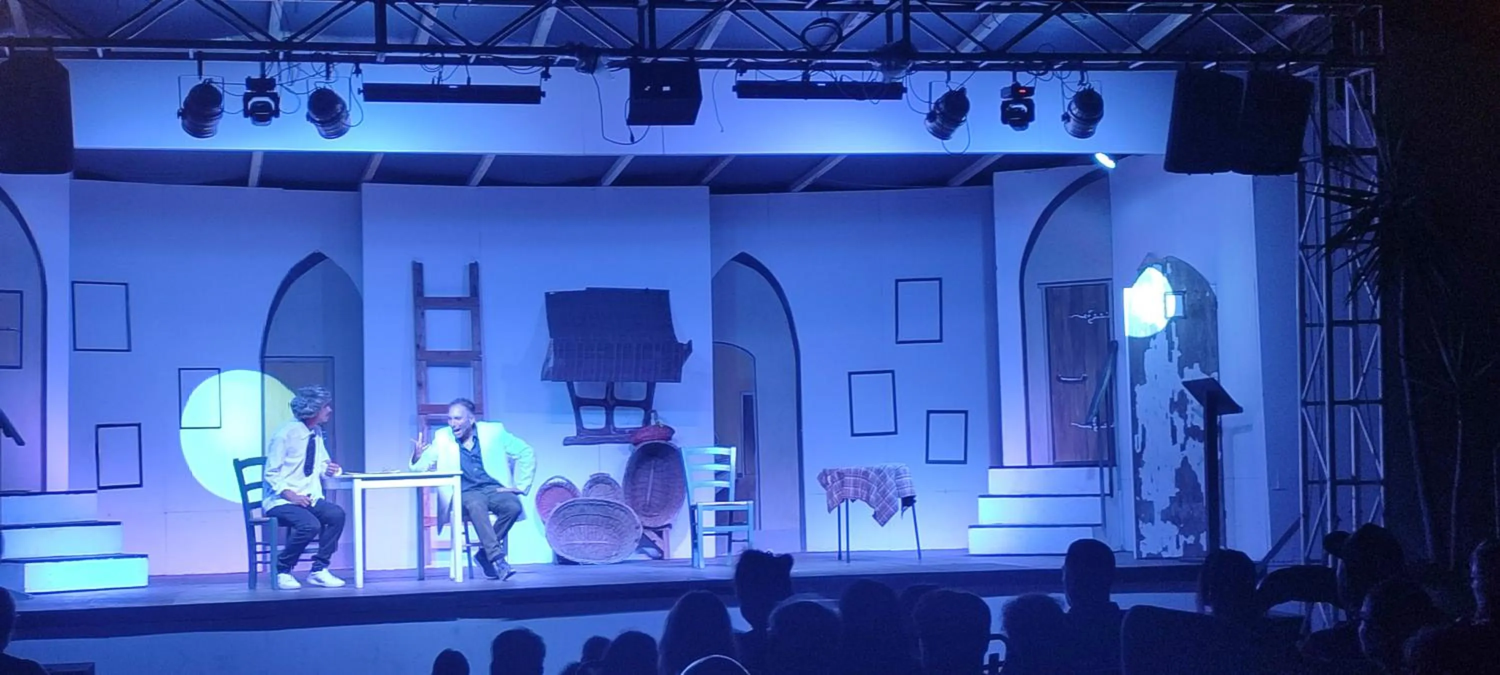 Evening entertainment in Hotel Baia Del Sole