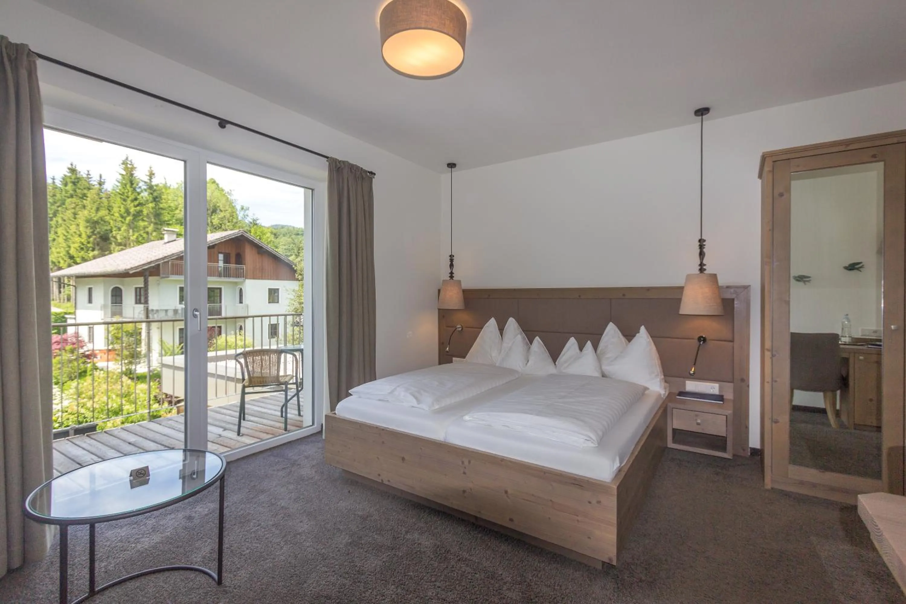 Photo of the whole room, Bed in Hotel Stadler am Attersee