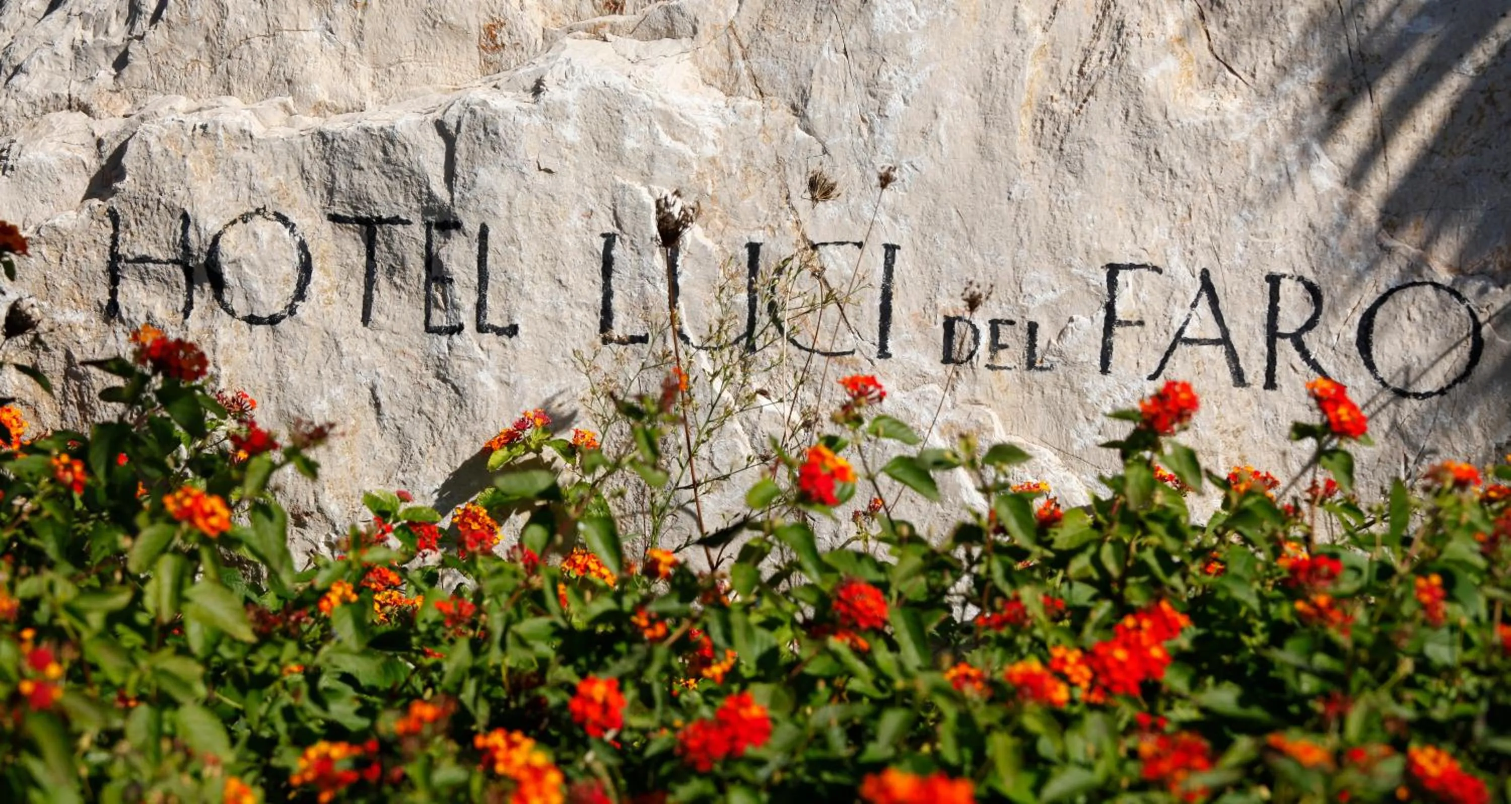 Facade/entrance in Hotel Luci Del Faro