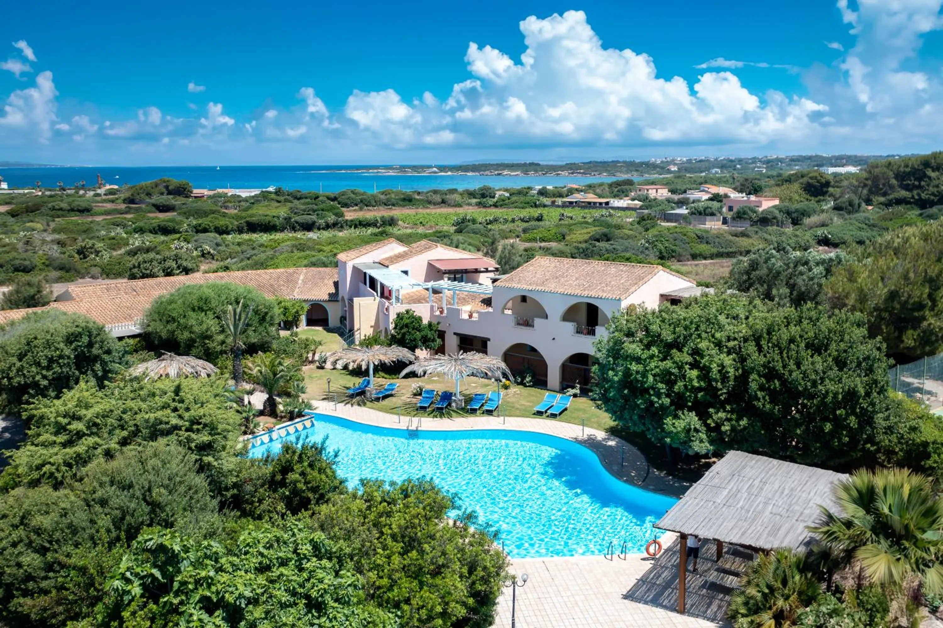 Property building in Hotel Luci Del Faro