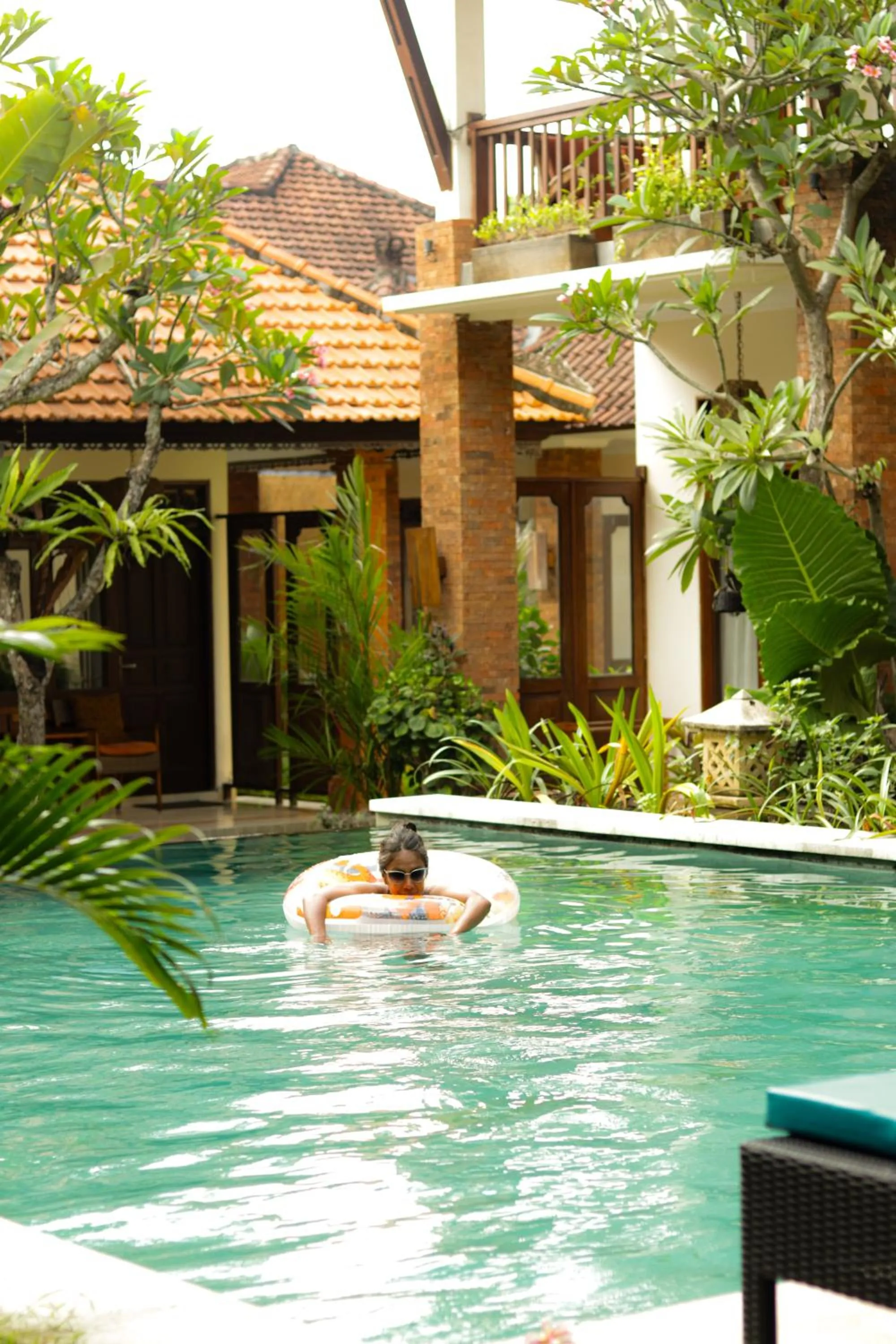 Swimming pool in Mina Pelasa Hotel