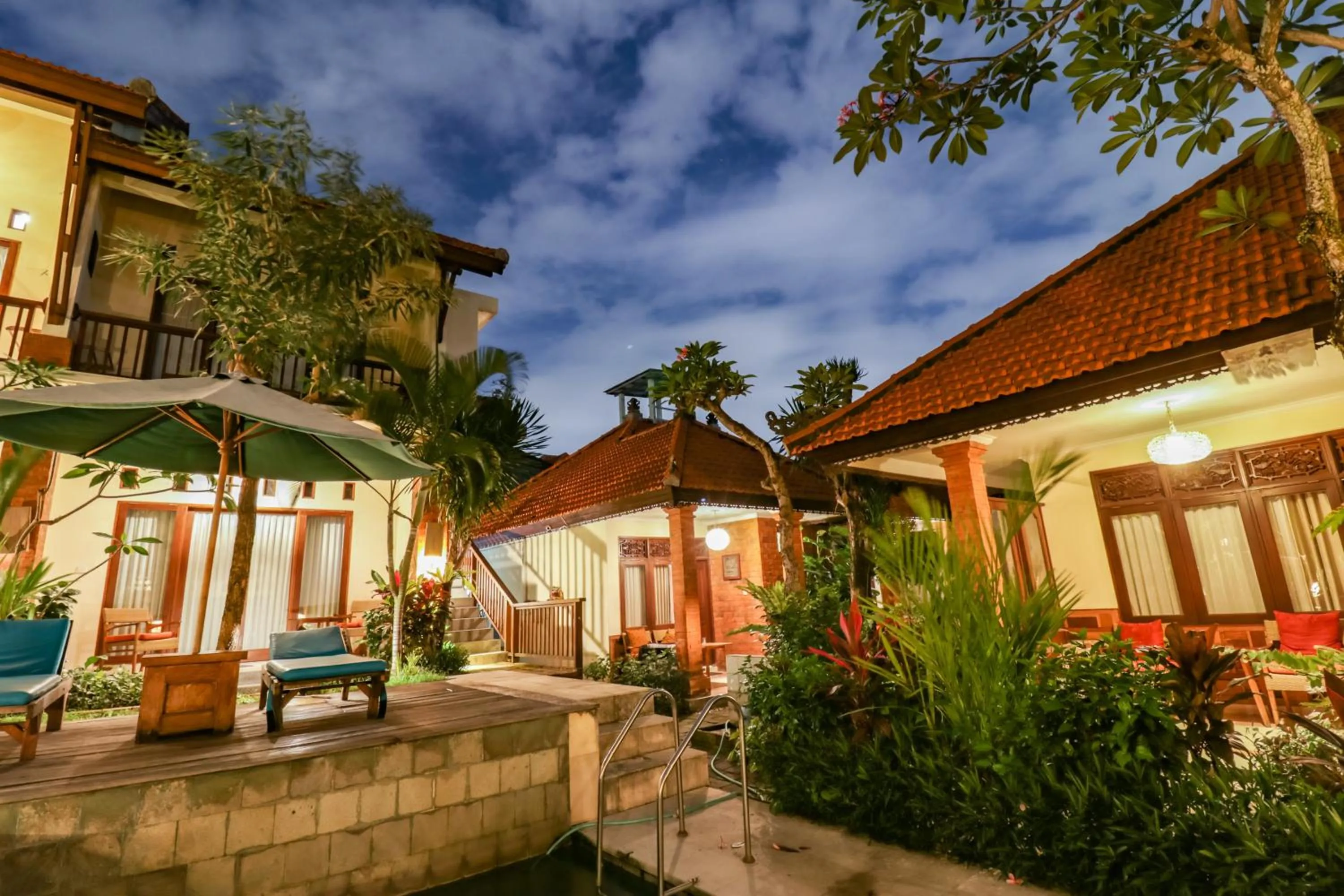 Property building in Mina Pelasa Hotel