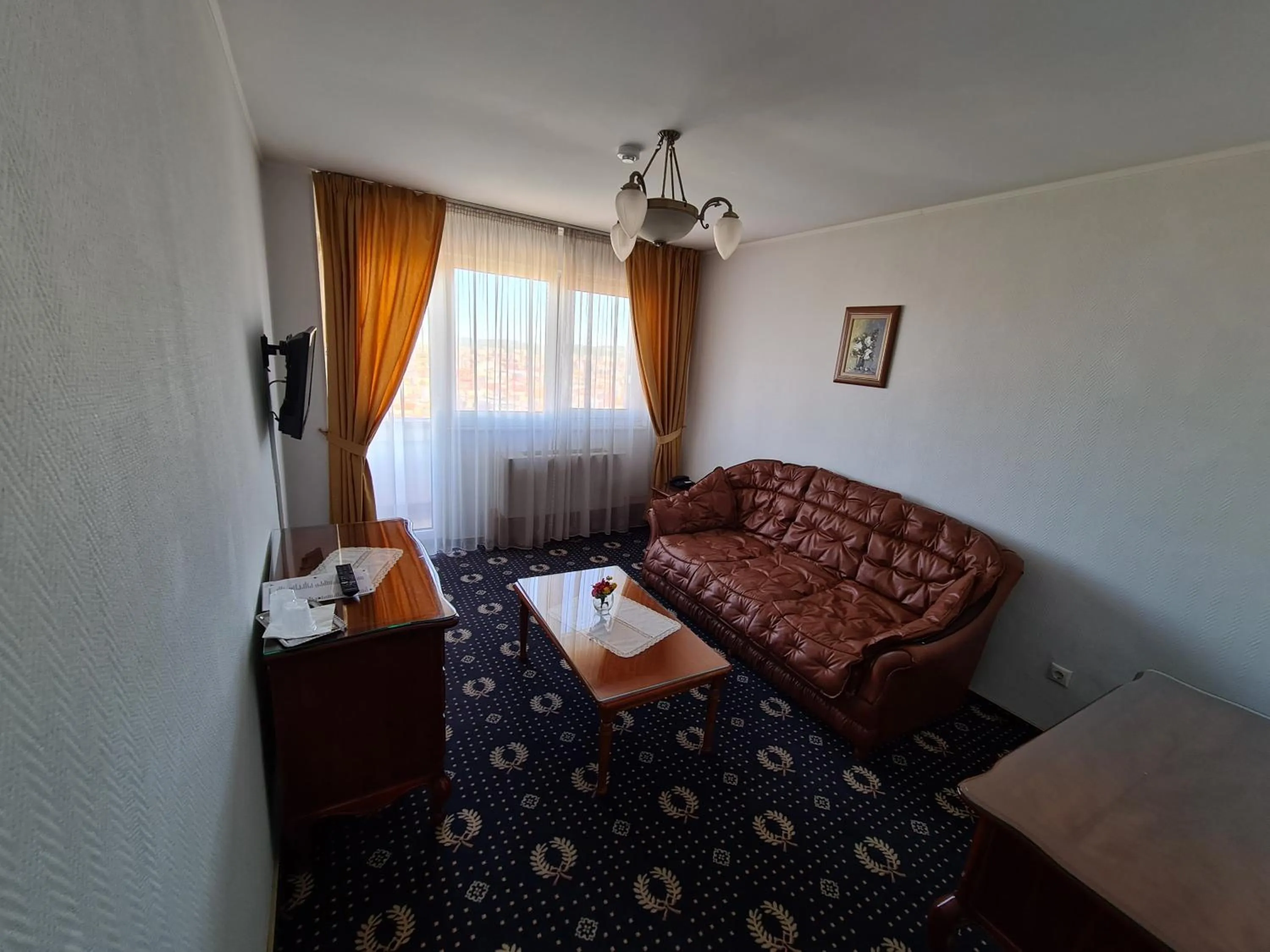 Living room, Bed in Hotel Belvedere