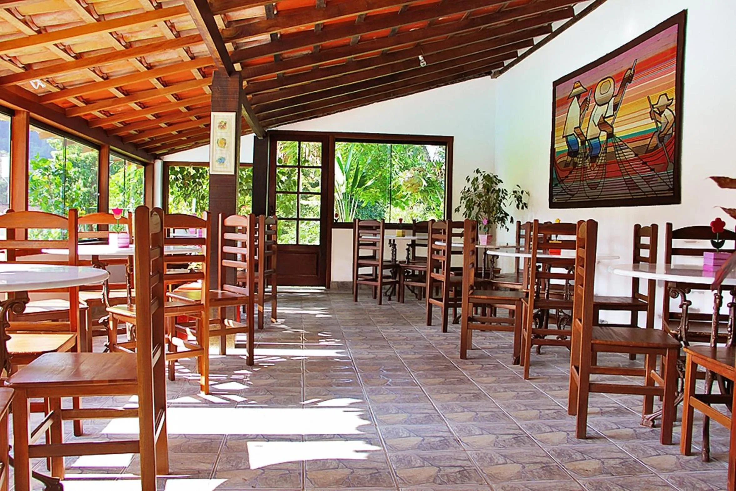 Restaurant/places to eat in Aconchegos Ile de France