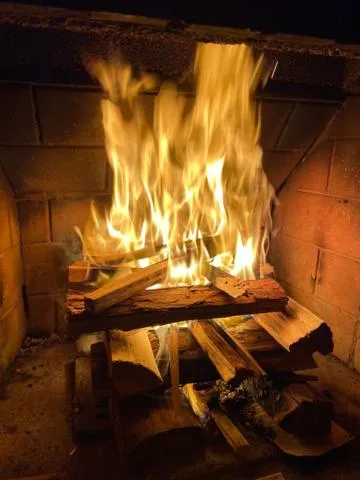 Evening entertainment in Aconchegos Ile de France