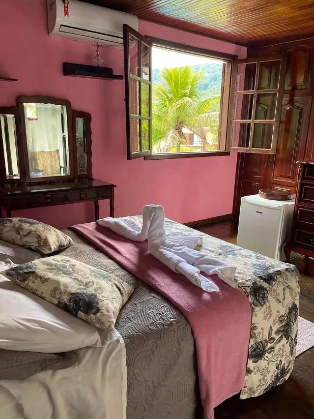 Bedroom, Bed in Aconchegos Ile de France