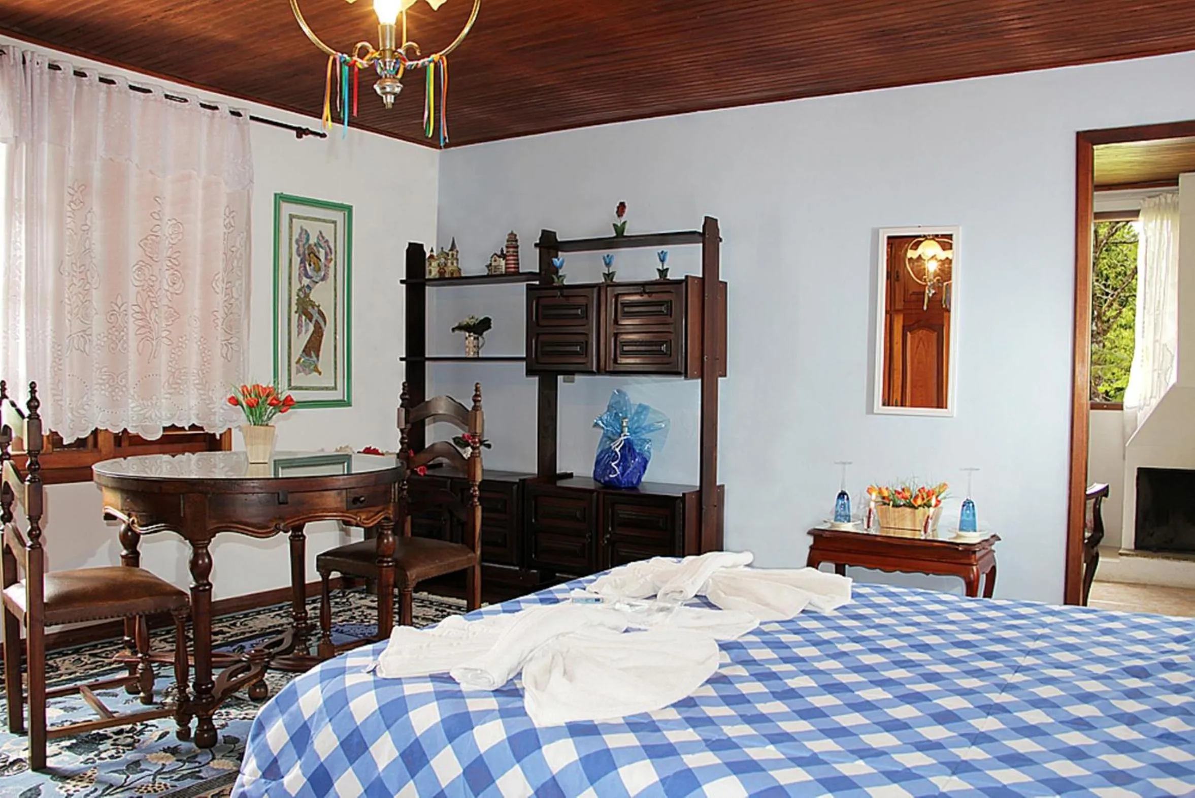 Photo of the whole room, Bed in Aconchegos Ile de France