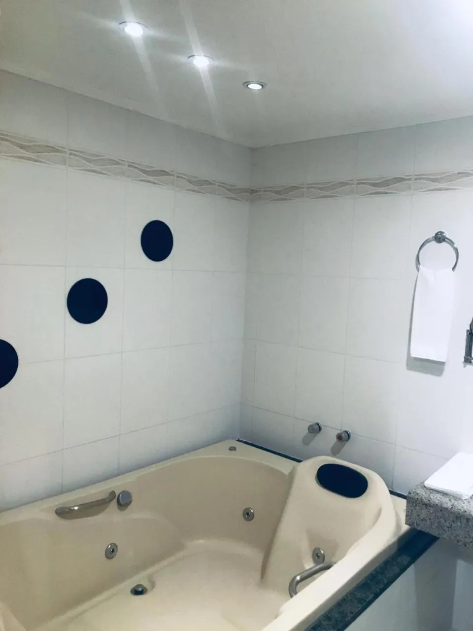 Bathroom in Oitis Hotel