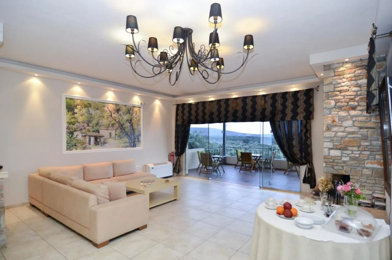 Living room in Moonbeam Hotel