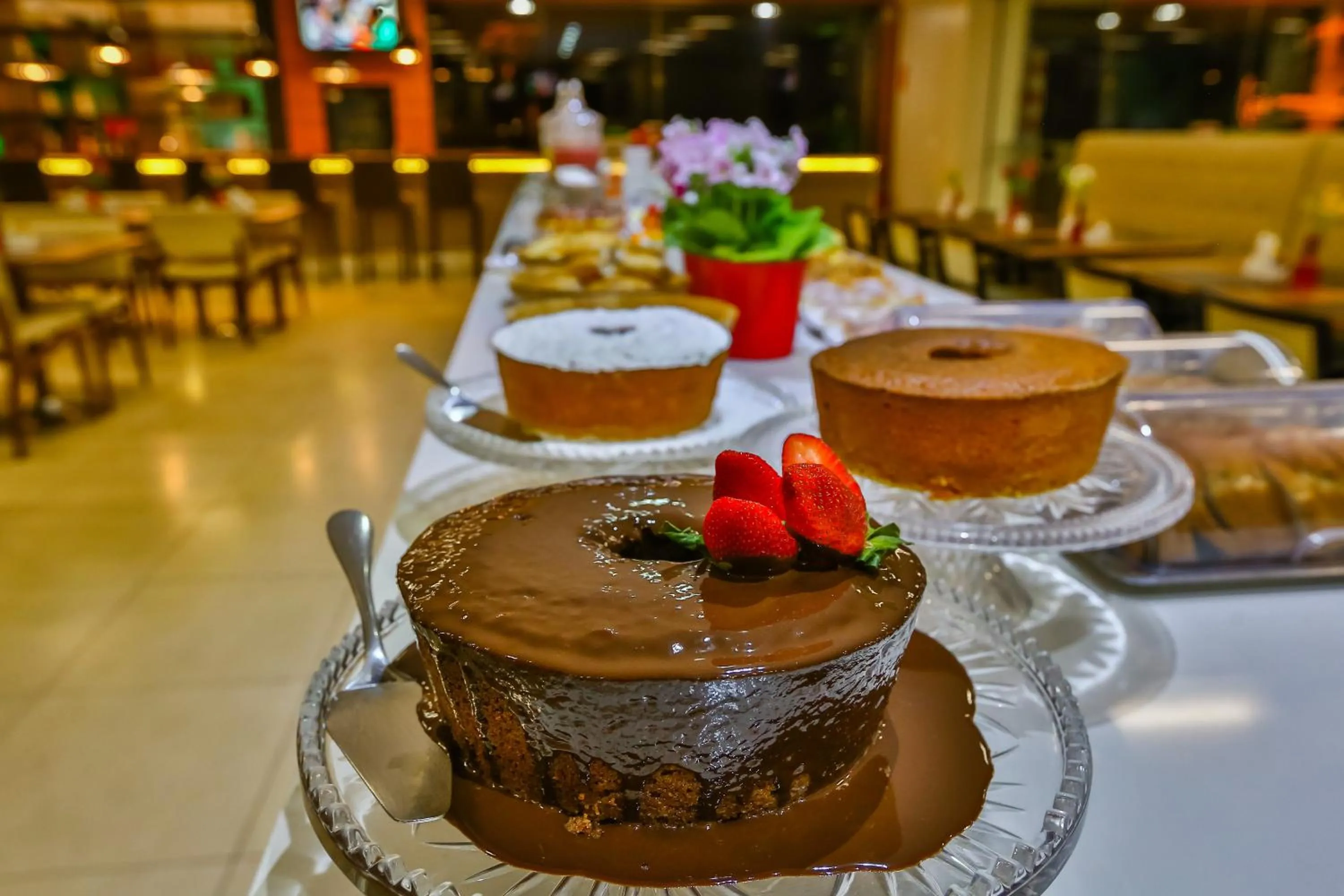 Food and drinks in San Marino Hotel