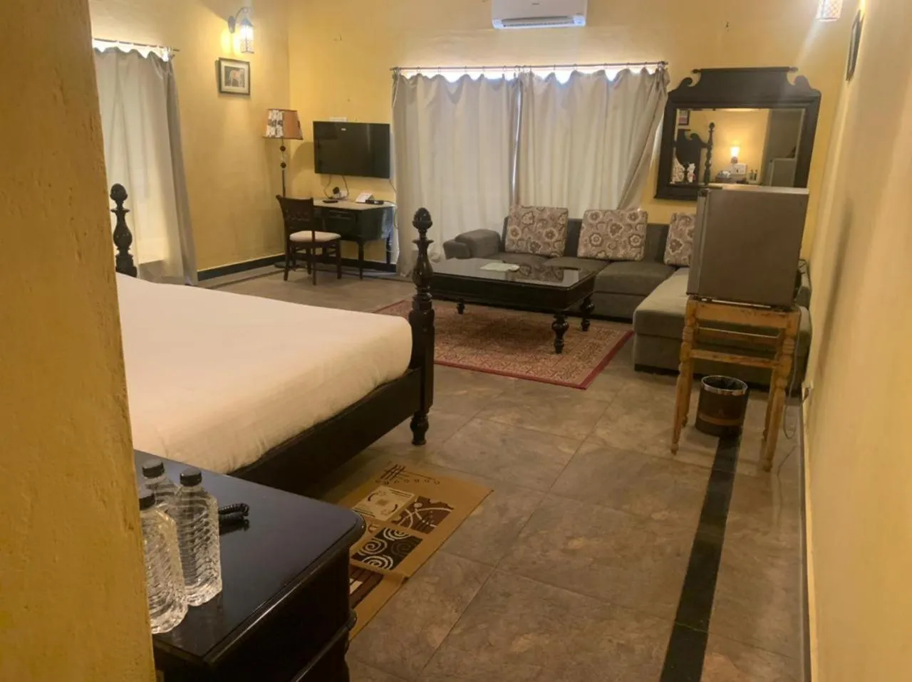 Bedroom, Bed in Tuli Veer Bagh Resort