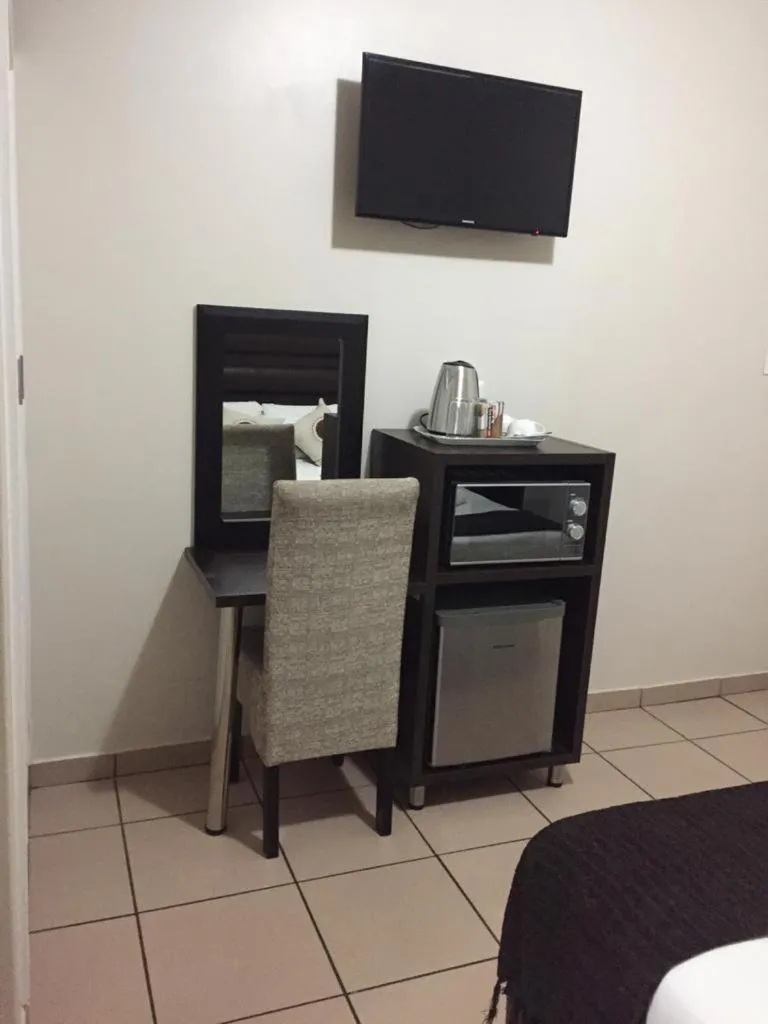 Coffee/tea facilities in Bayside Hotel Empangeni