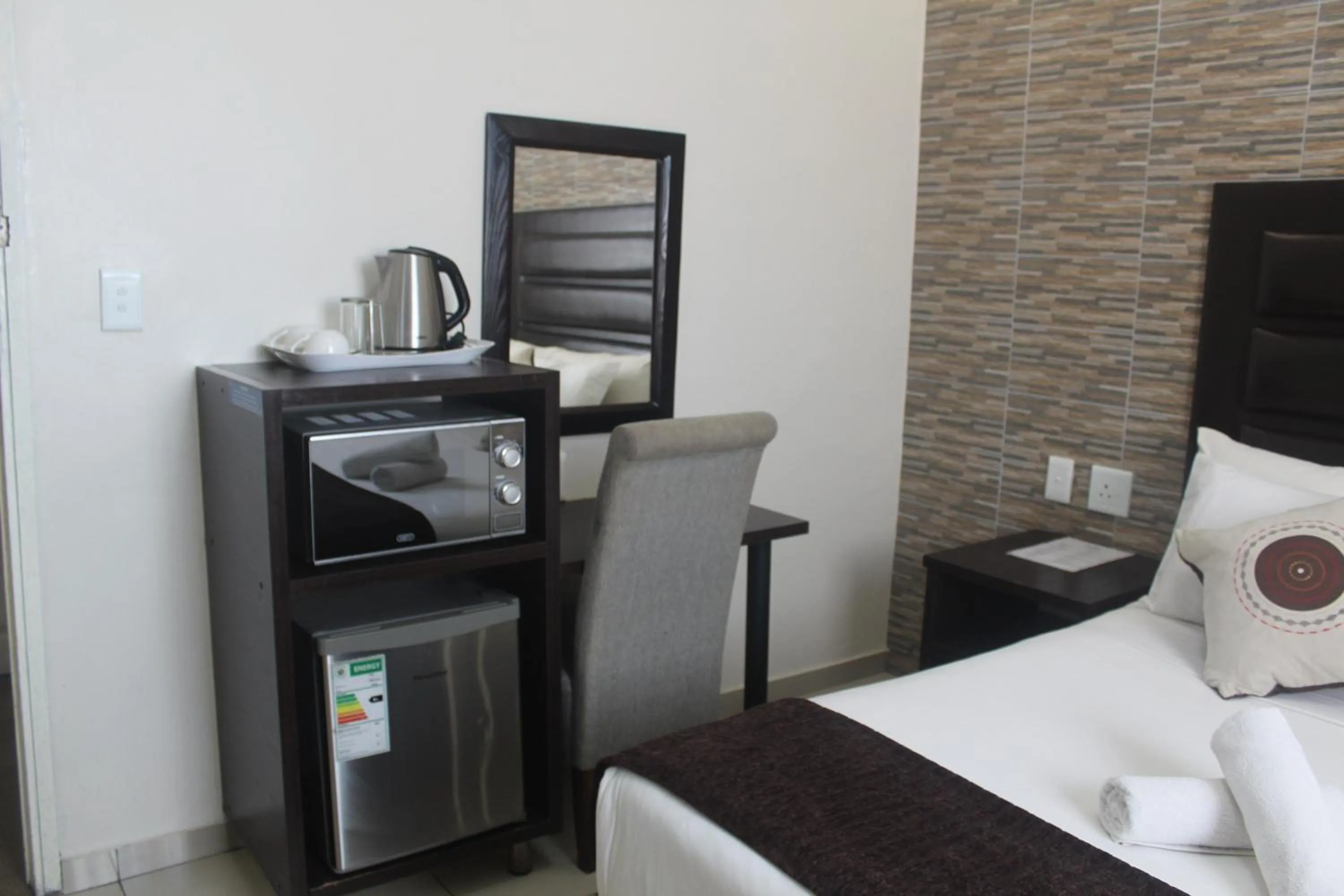 Bedroom, Bed in Bayside Hotel Empangeni