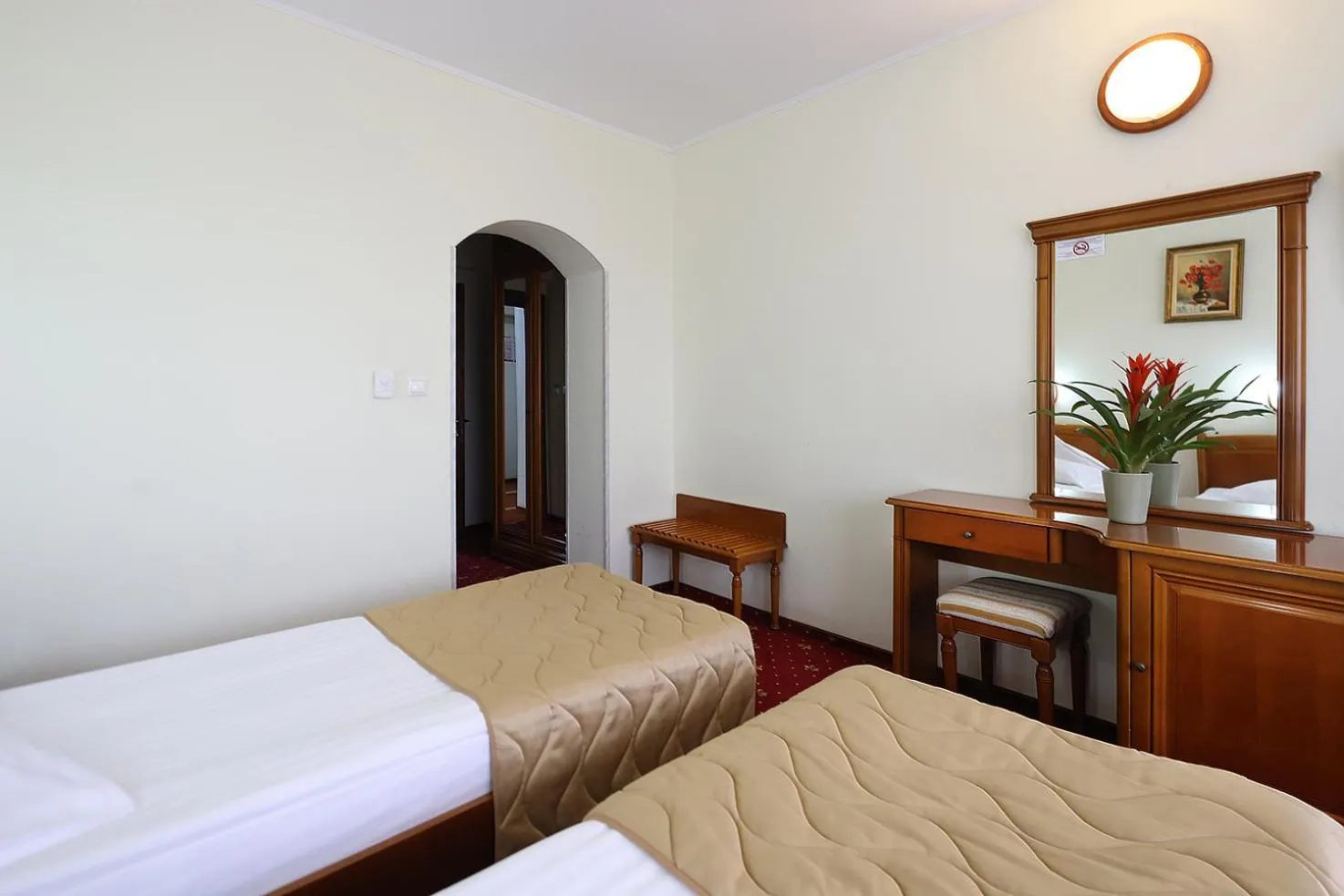 Photo of the whole room, Bed in Hotel Moldova