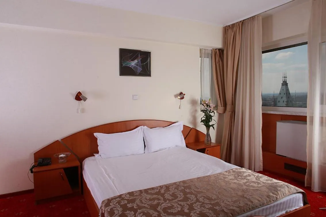 Photo of the whole room, Bed in Hotel Moldova