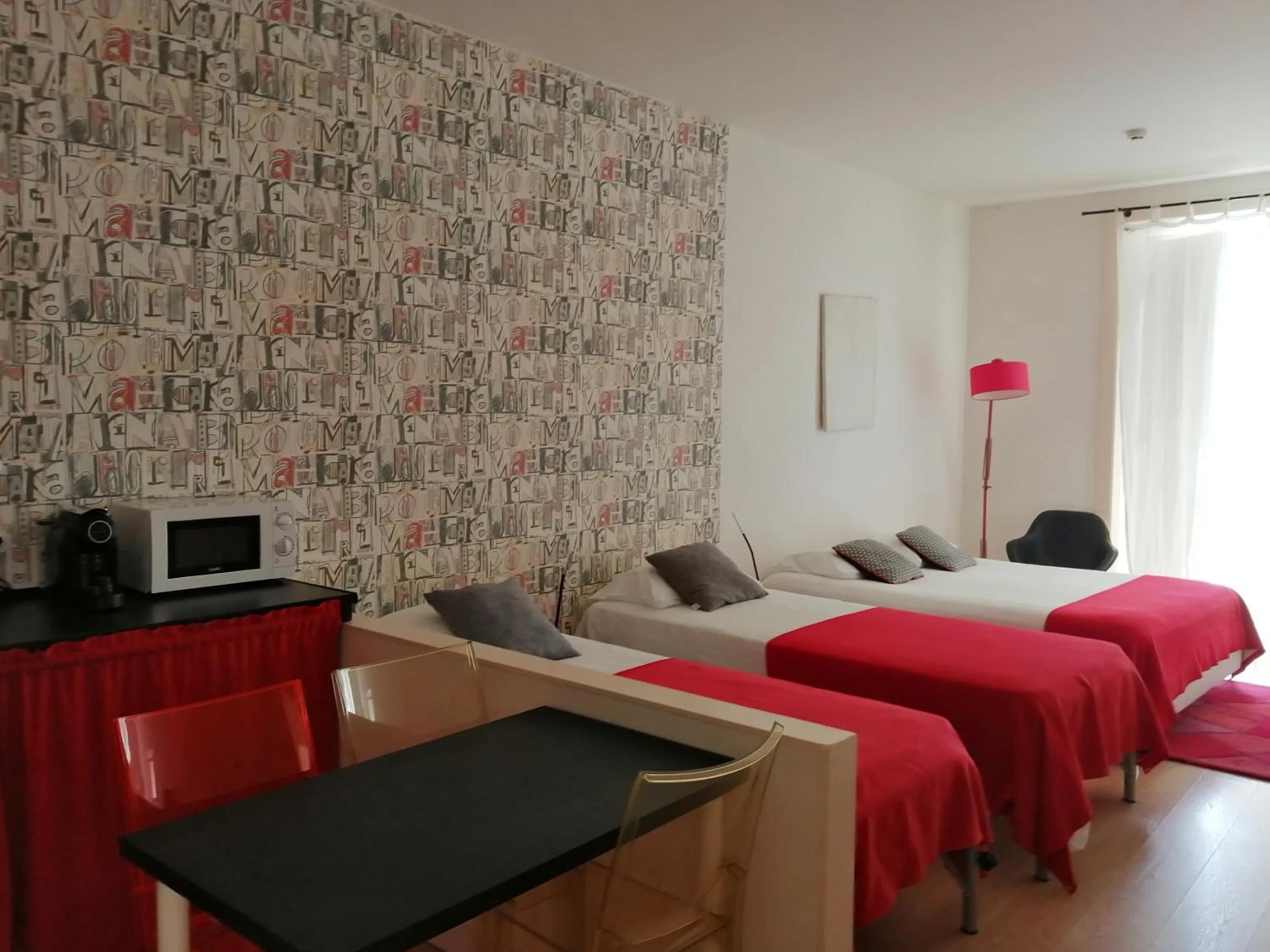 Bedroom, Bed in Evora Inn