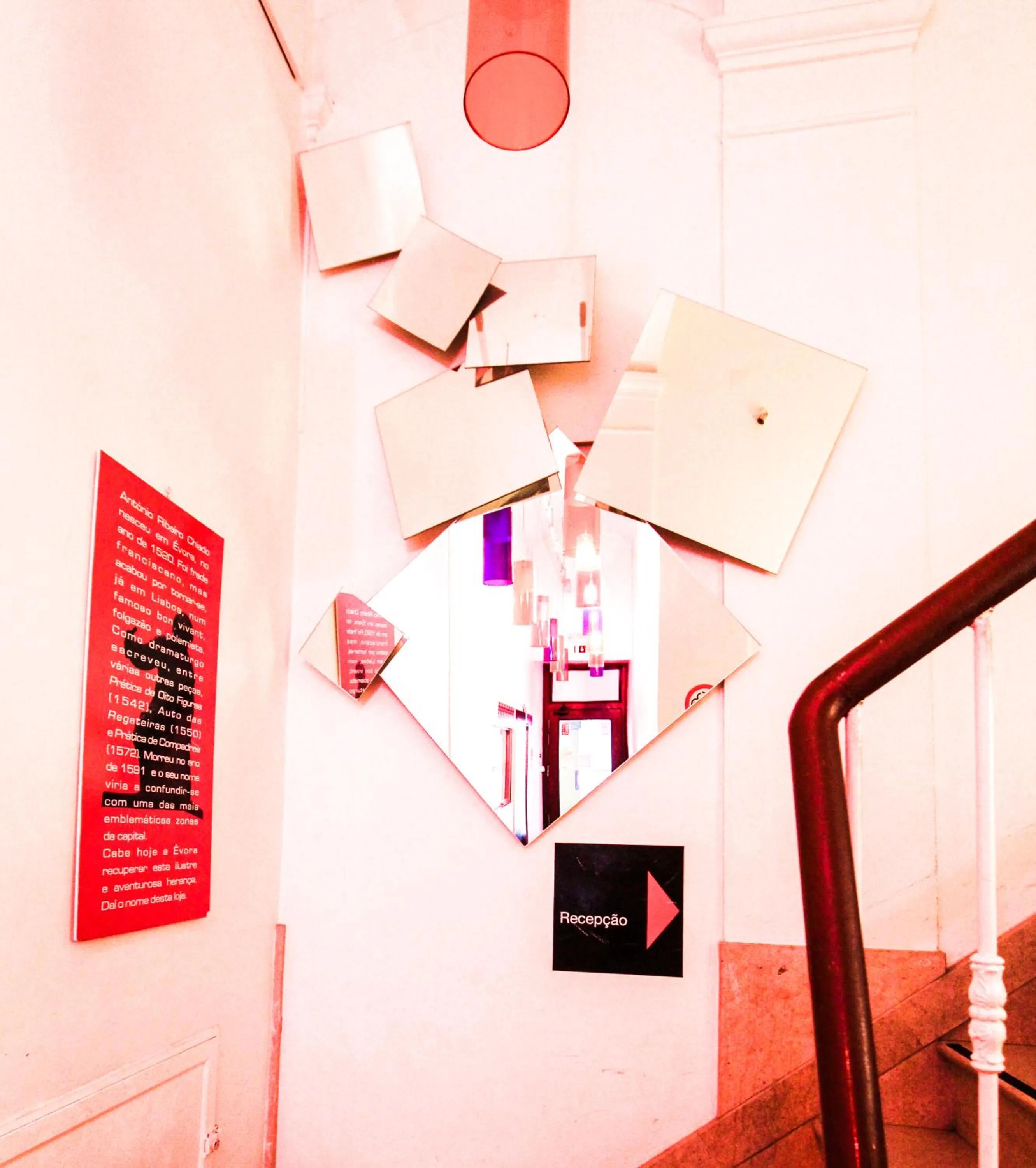 Decorative detail in Evora Inn