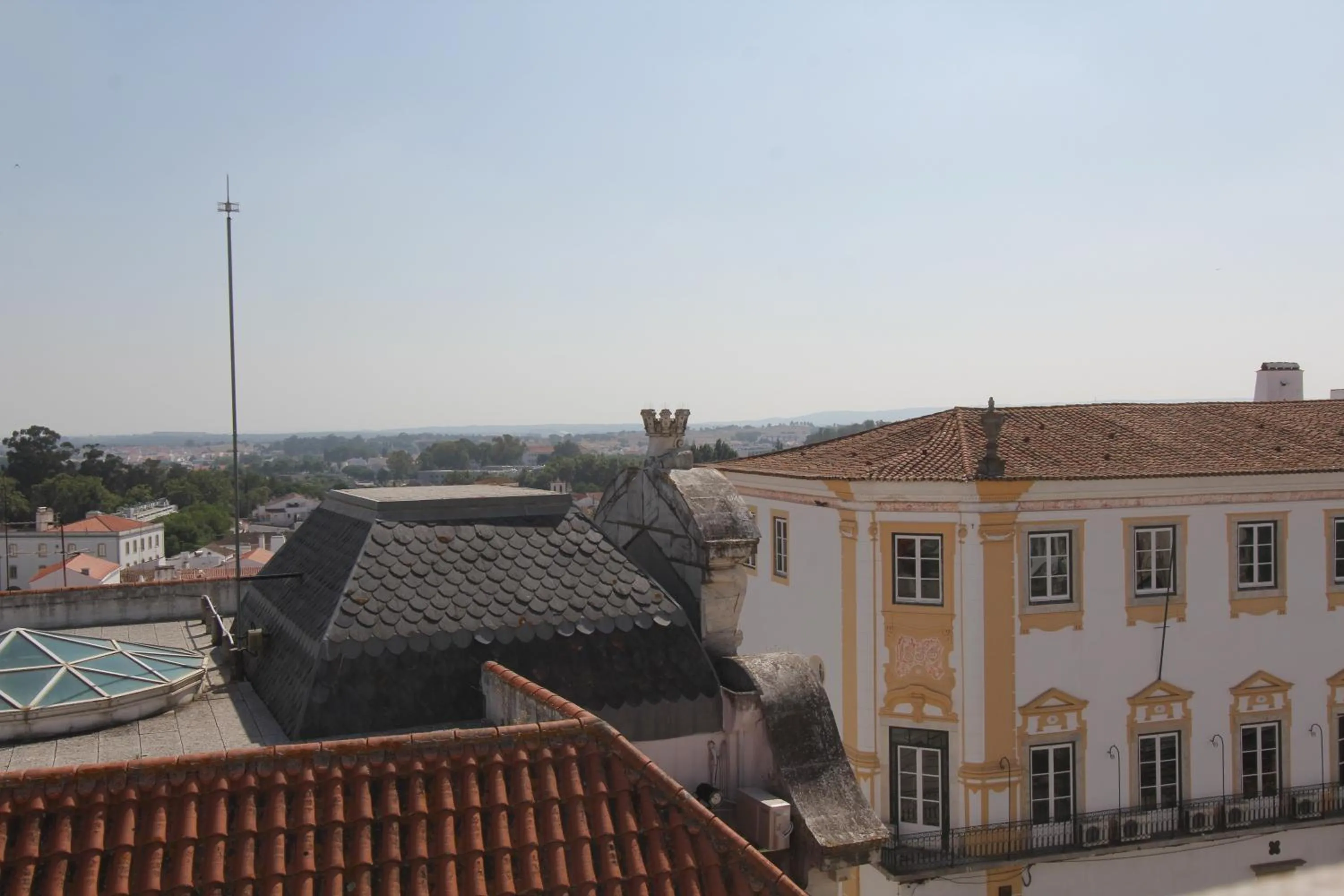 City view in Evora Inn