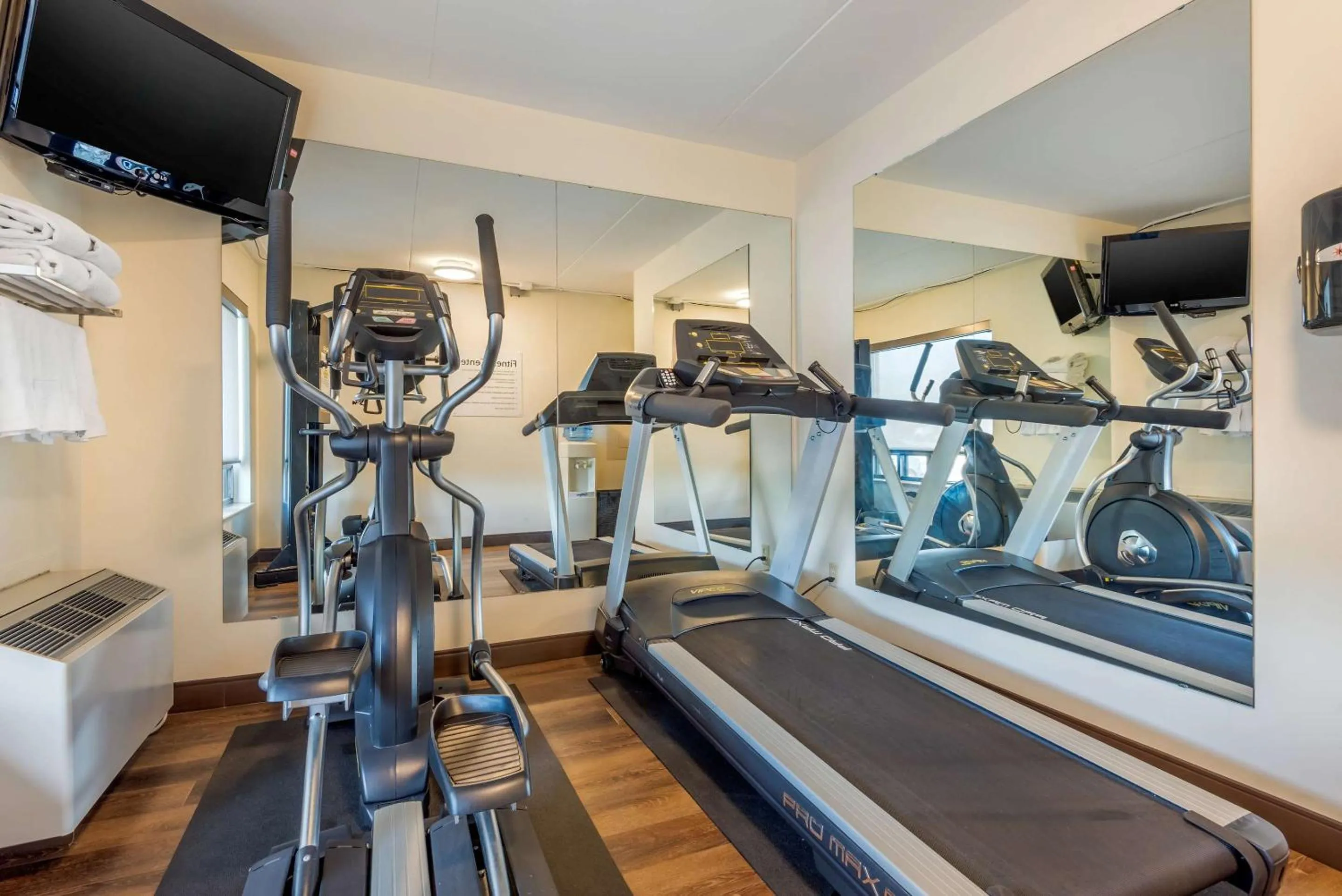 Fitness centre/facilities in Comfort Inn