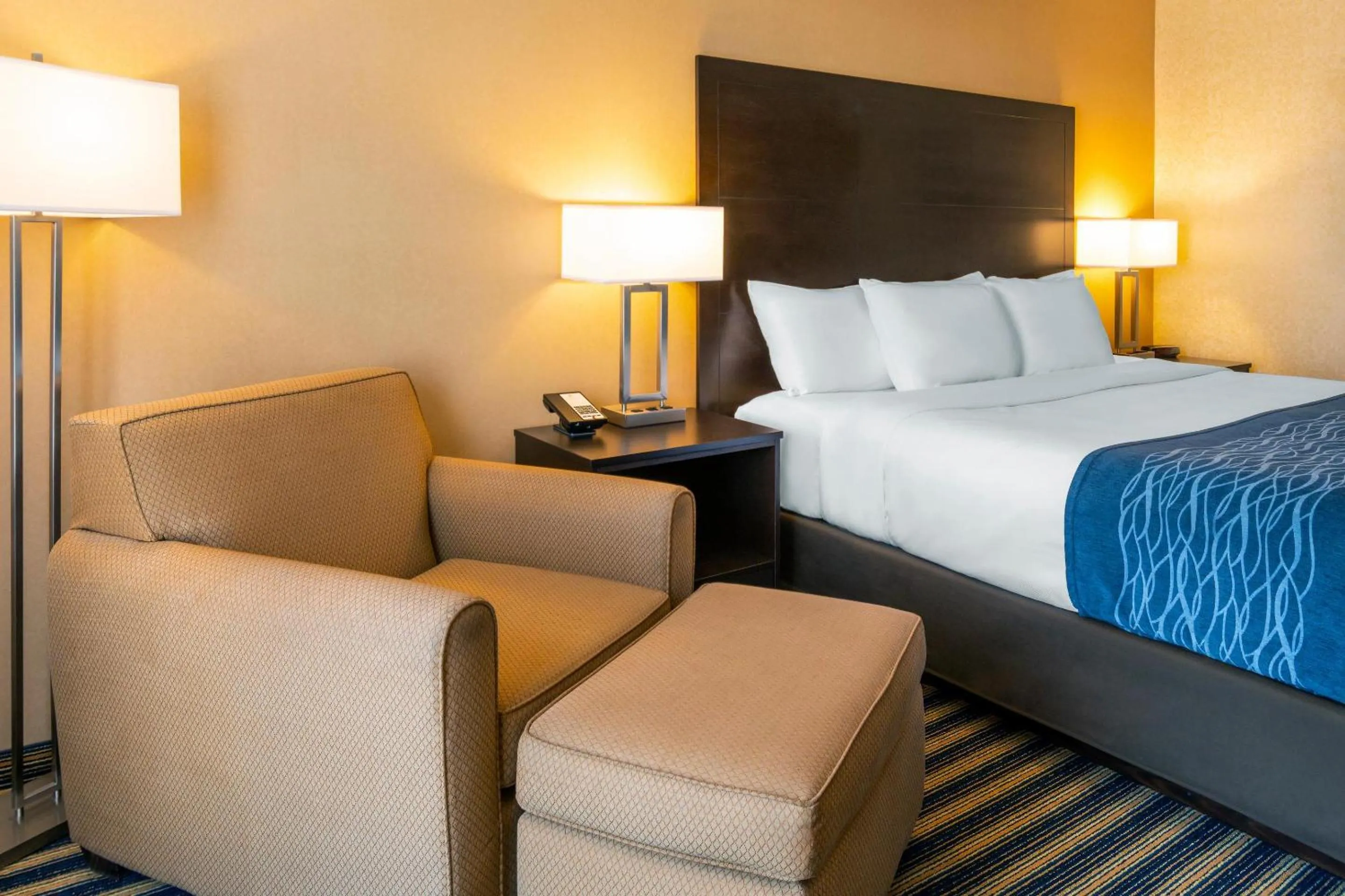 Bedroom, Bed in Comfort Inn