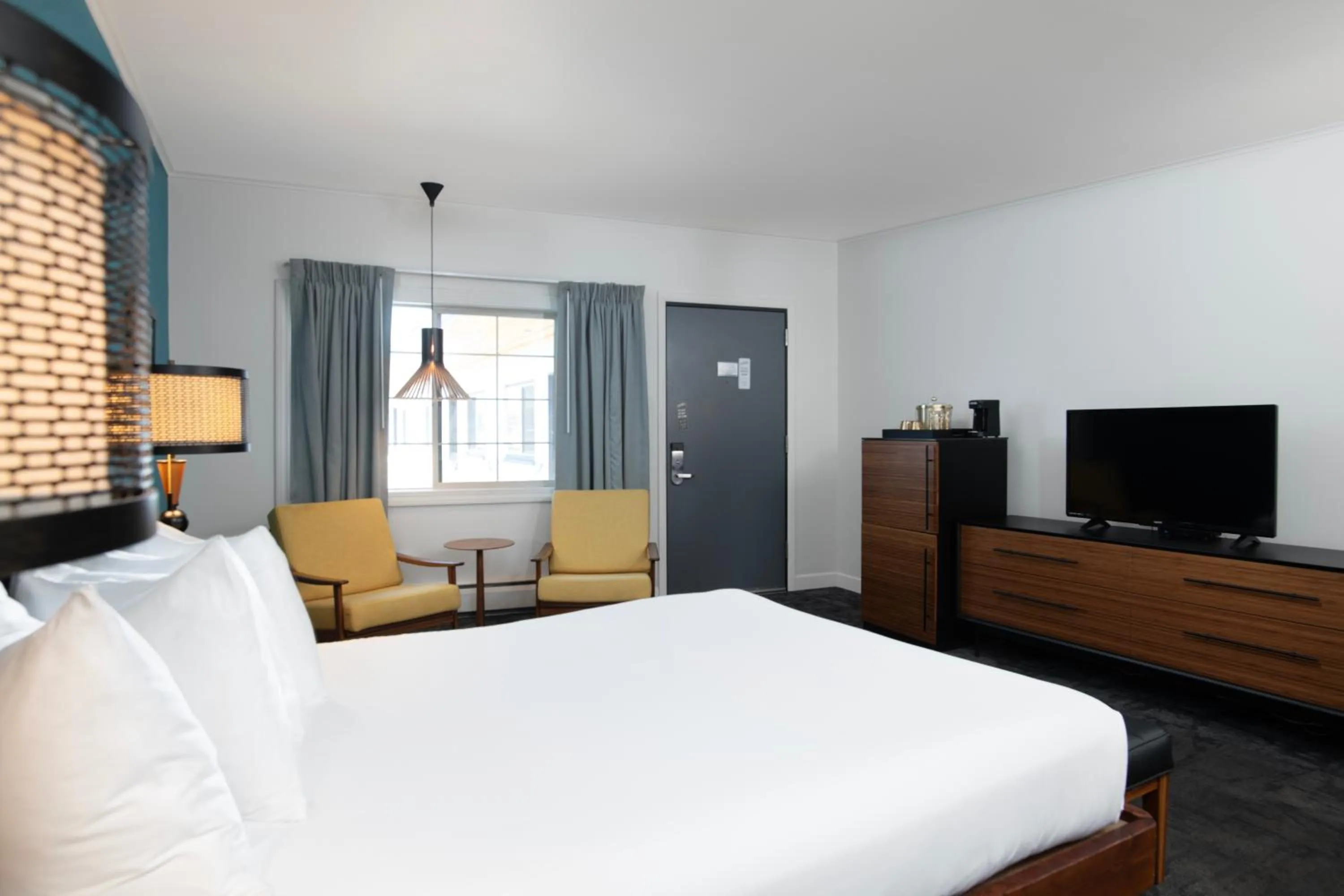 Bed in Sapphire Motel Midtown Bozeman