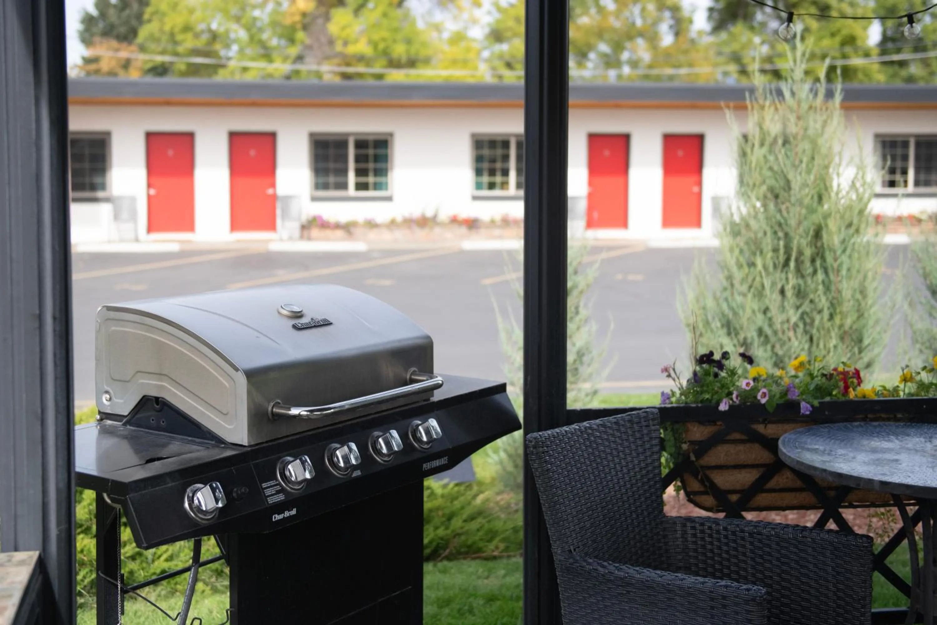 BBQ facilities in Sapphire Motel Midtown Bozeman