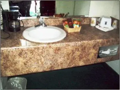 Double Room with Two Double Beds - Non-Smoking in Super 8 by Wyndham Oklahoma Fairgrounds Double Room with Two Double Beds - Non-Smoking in Super 8 by Wyndham Oklahoma Fairgrounds