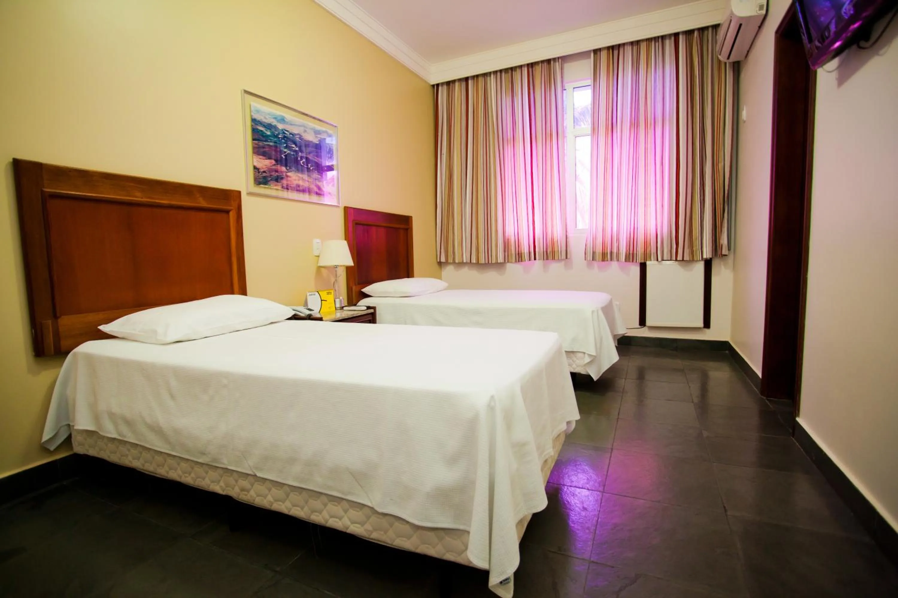 Photo of the whole room, Bed in Aipana Plaza Hotel