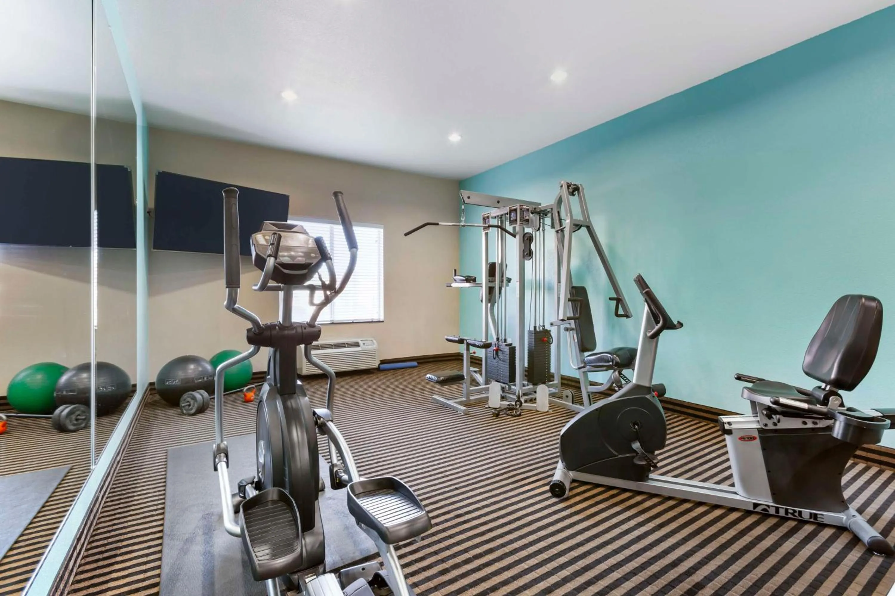 Fitness centre/facilities in Best Western Sonora Inn & Suites