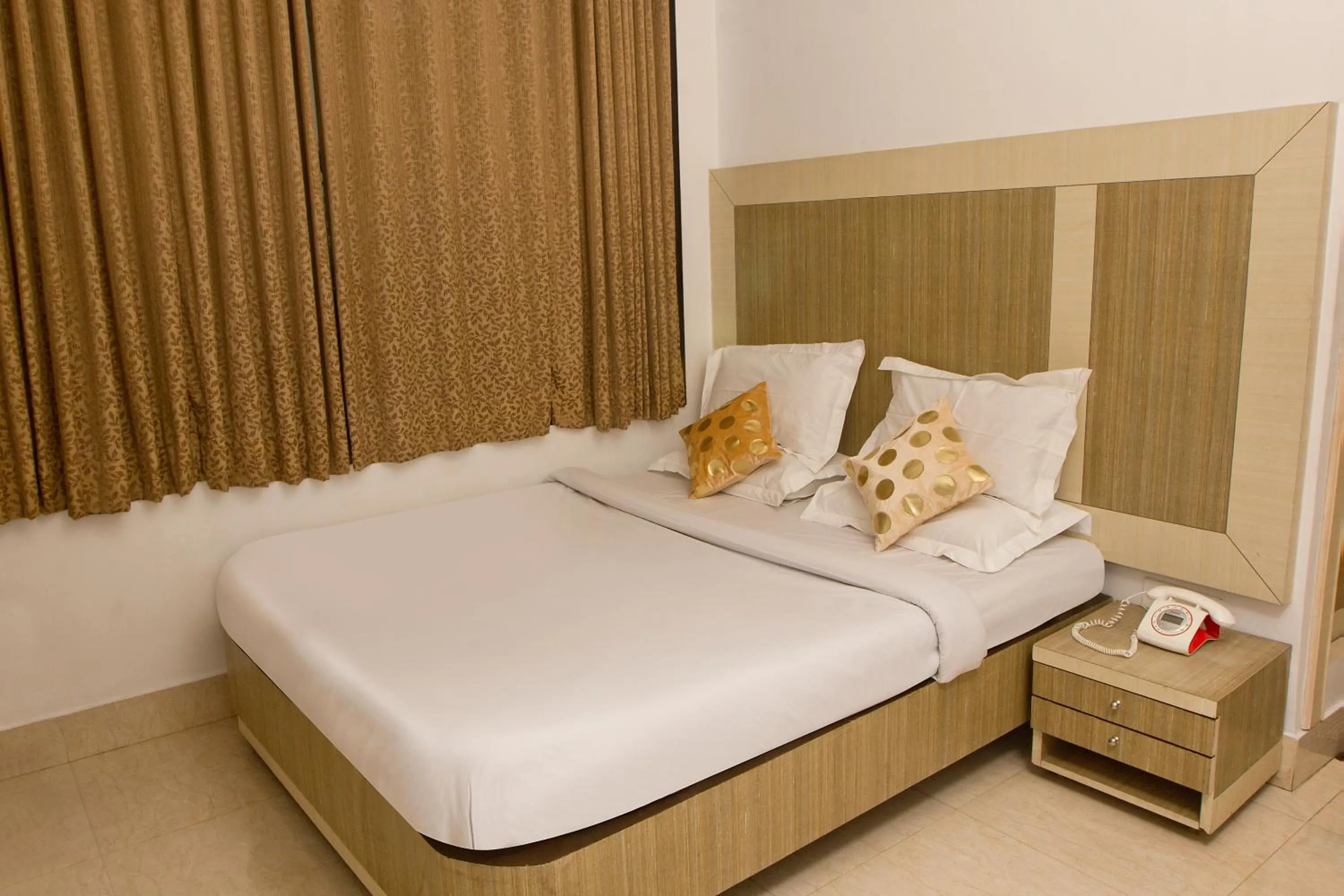 Bedroom, Bed in Hotel White House