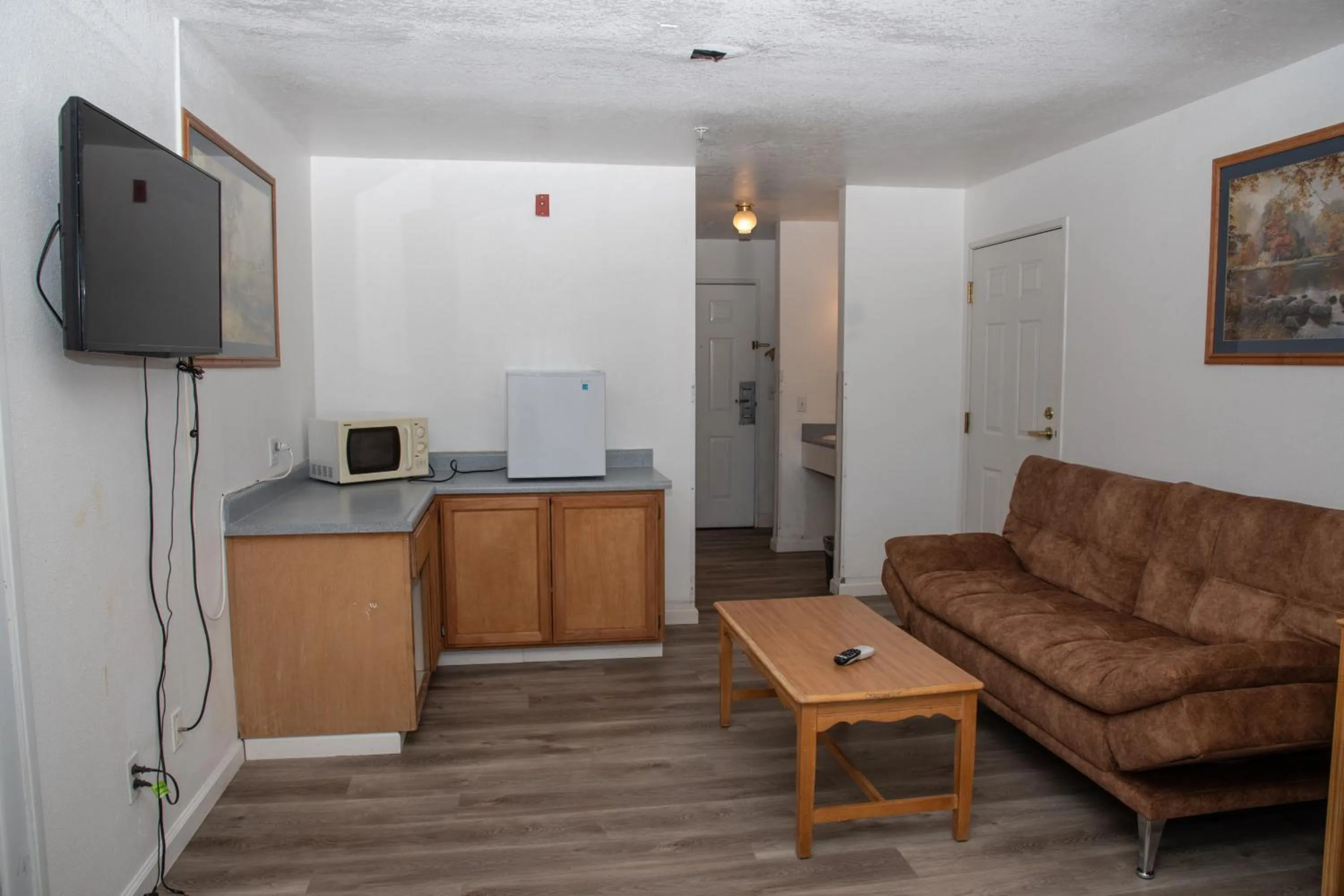 Traveler's Inn Carlin NV near Elko