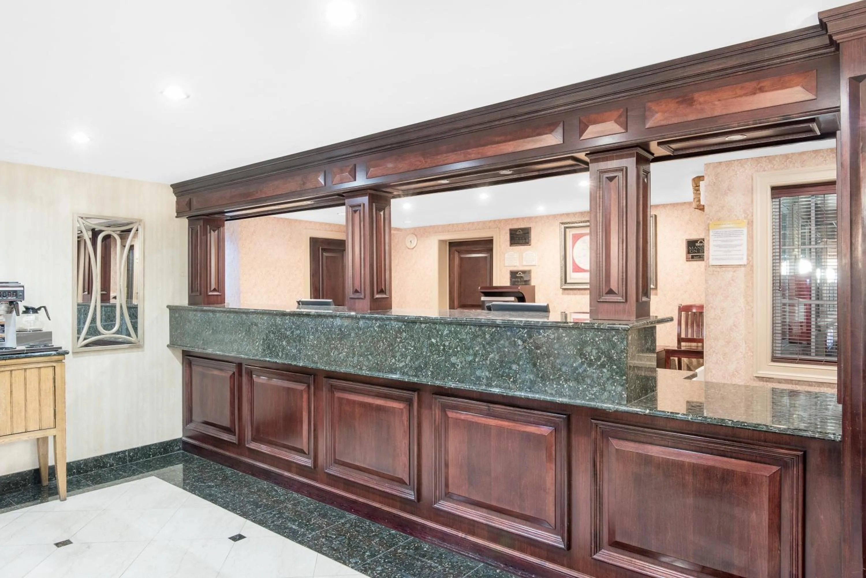 Lobby or reception in Days Inn by Wyndham Springfield/Phil.Intl Airport