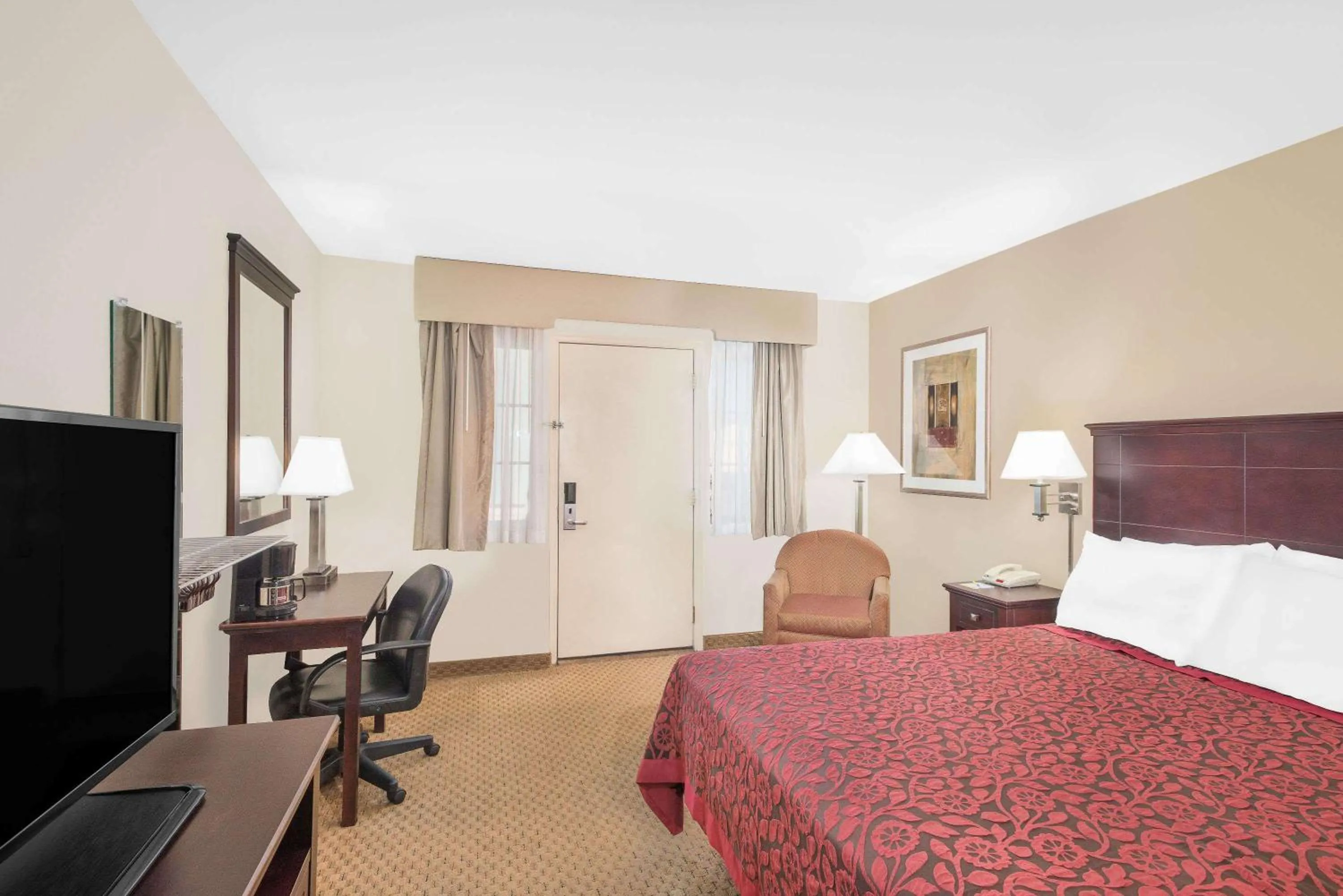 Photo of the whole room, Bed in Days Inn by Wyndham Springfield/Phil.Intl Airport