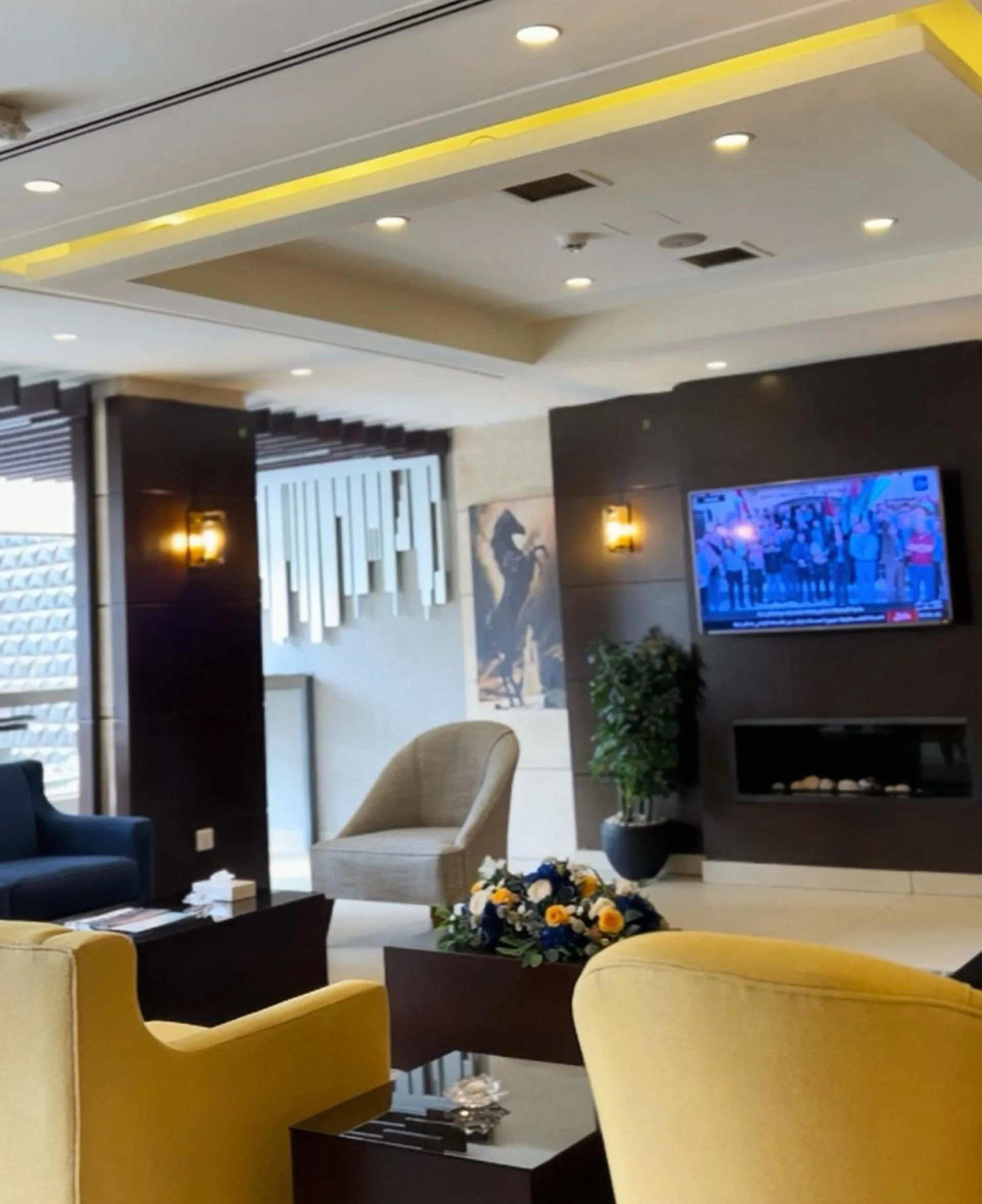 Communal lounge/ TV room in The Seventh Star Hotel Suites