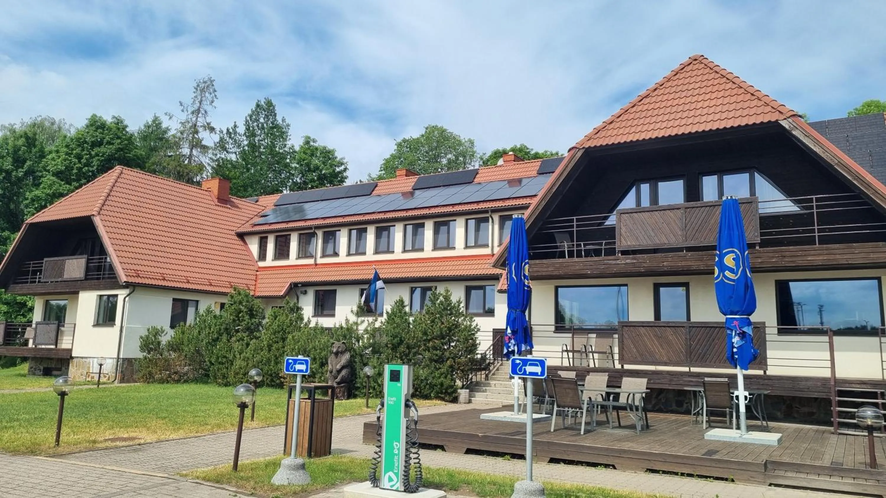 Property building in Hotel Karupesa