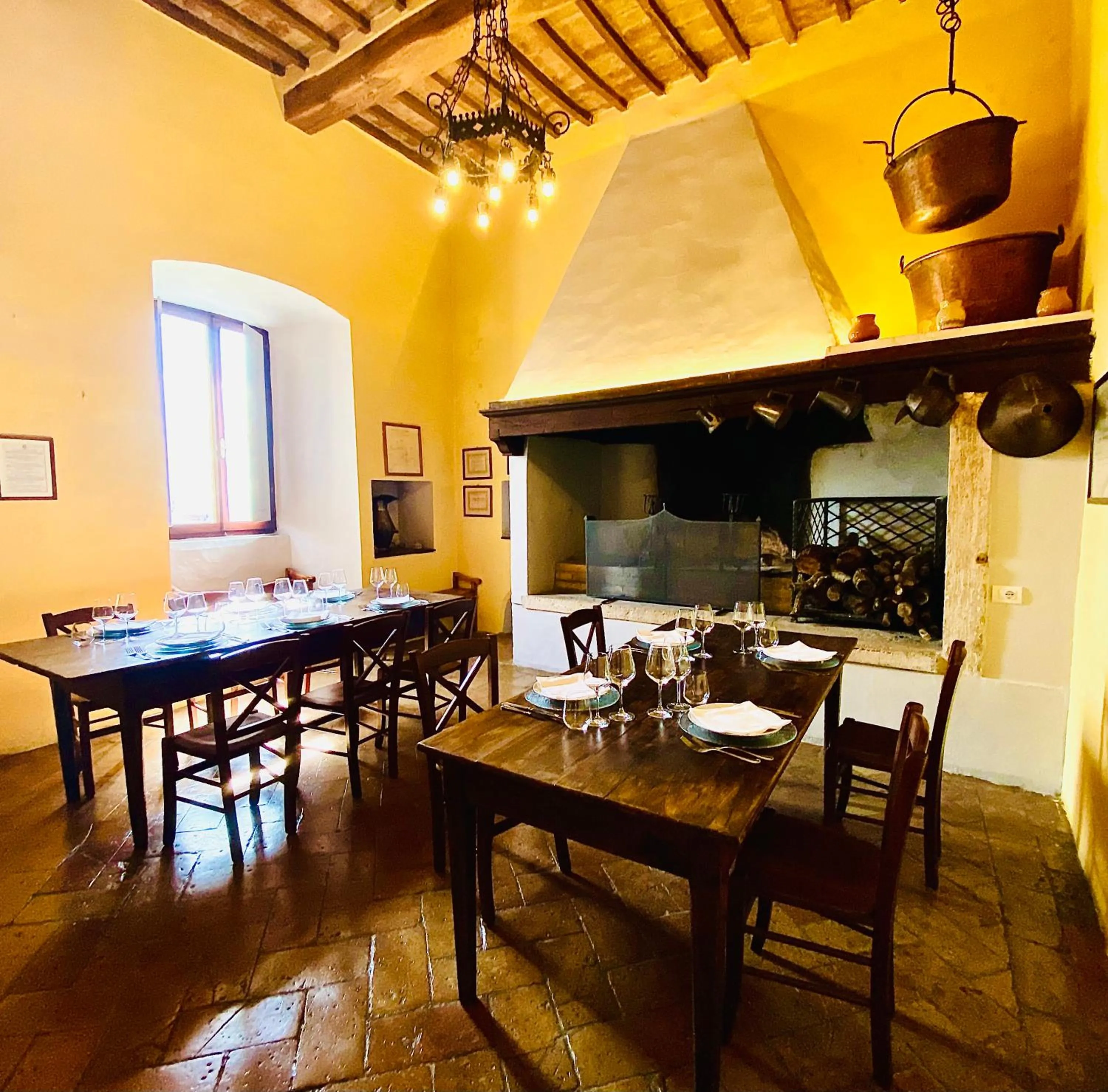 Restaurant/places to eat in Castello di Titignano