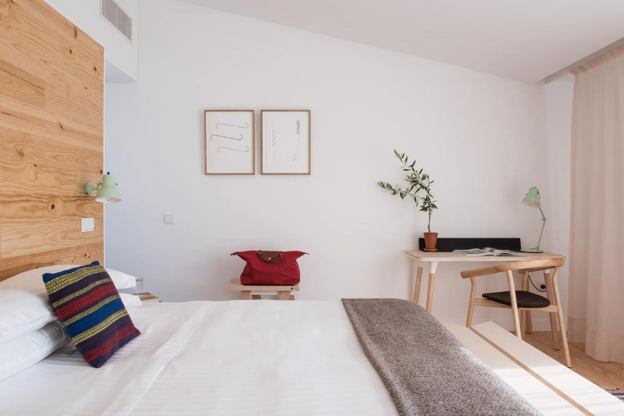 Bed in Craveiral Farmhouse by Belong Staying & Feeling