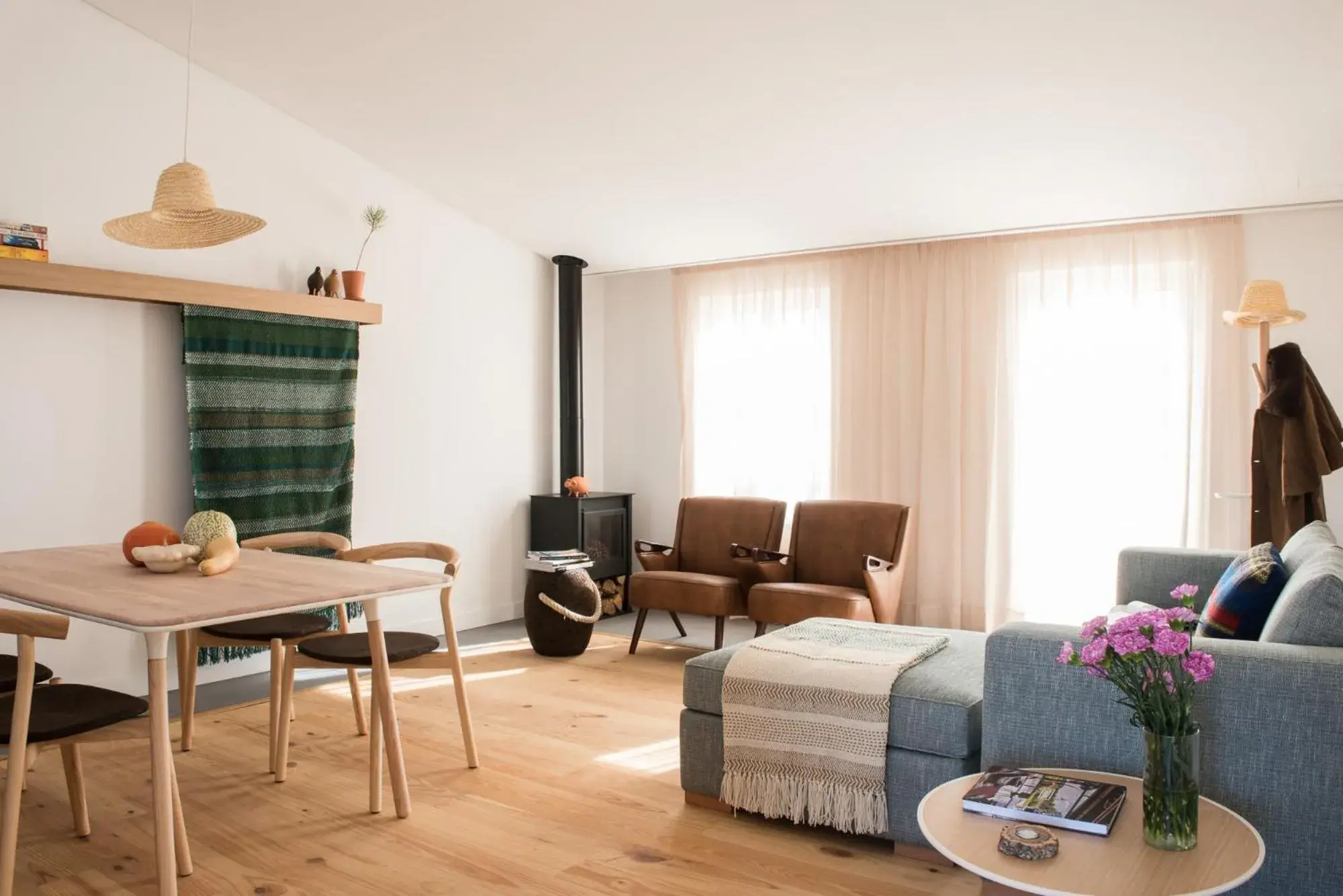 Two-Bedroom House in Craveiral Farmhouse by Belong Staying & Feeling Two-Bedroom House in Craveiral Farmhouse by Belong Staying & Feeling