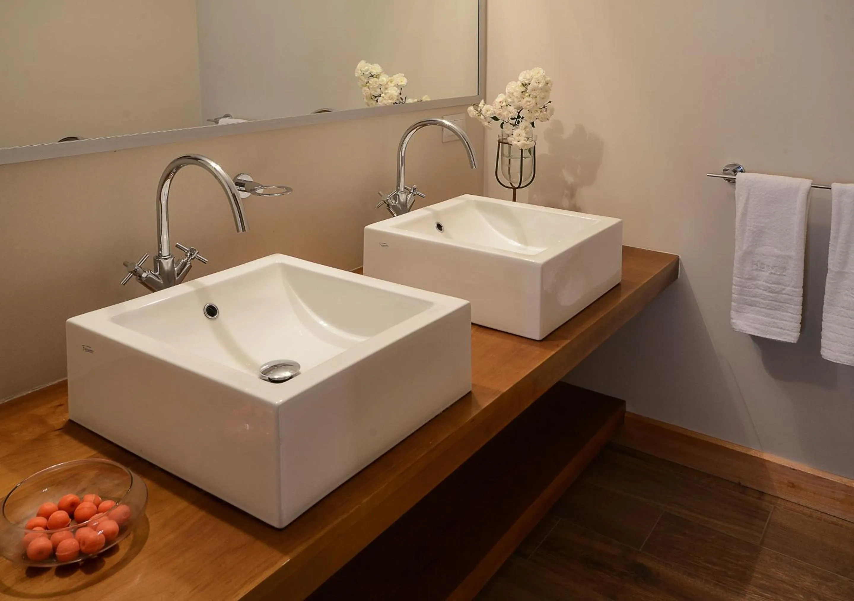 Bathroom in Huenú by DOT Boutique