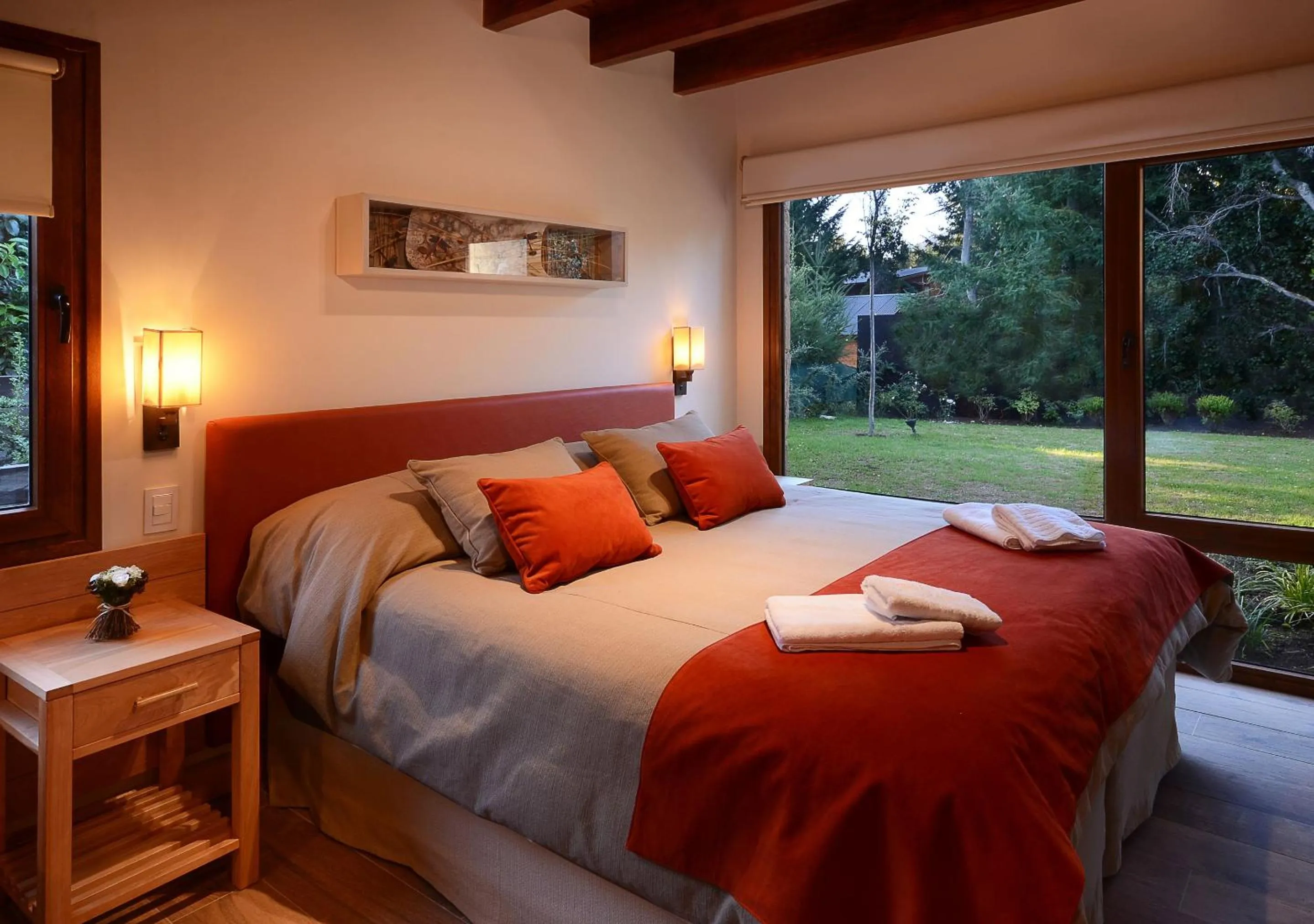 Bedroom, Bed in Huenú by DOT Boutique