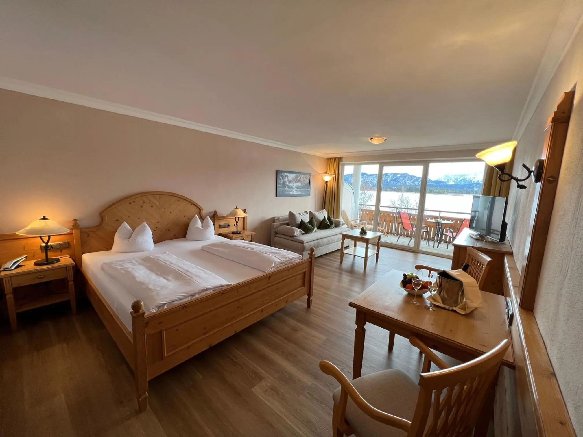 Bed in Hotel Fischer am See