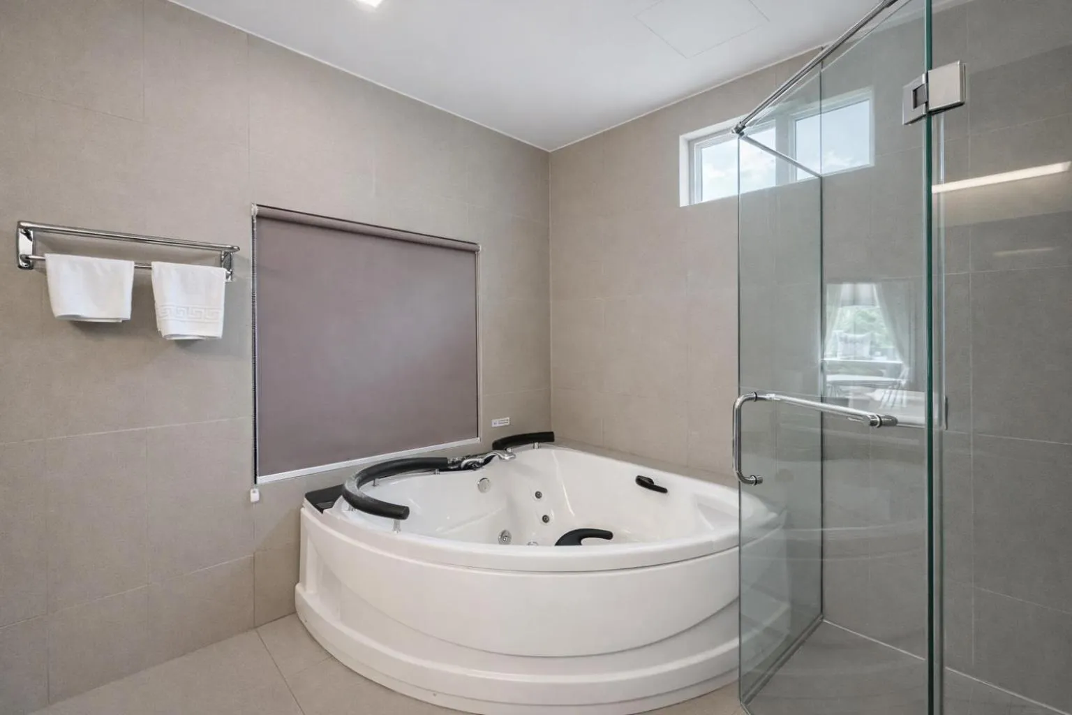 Shower in Frangipani Langkawi Resort