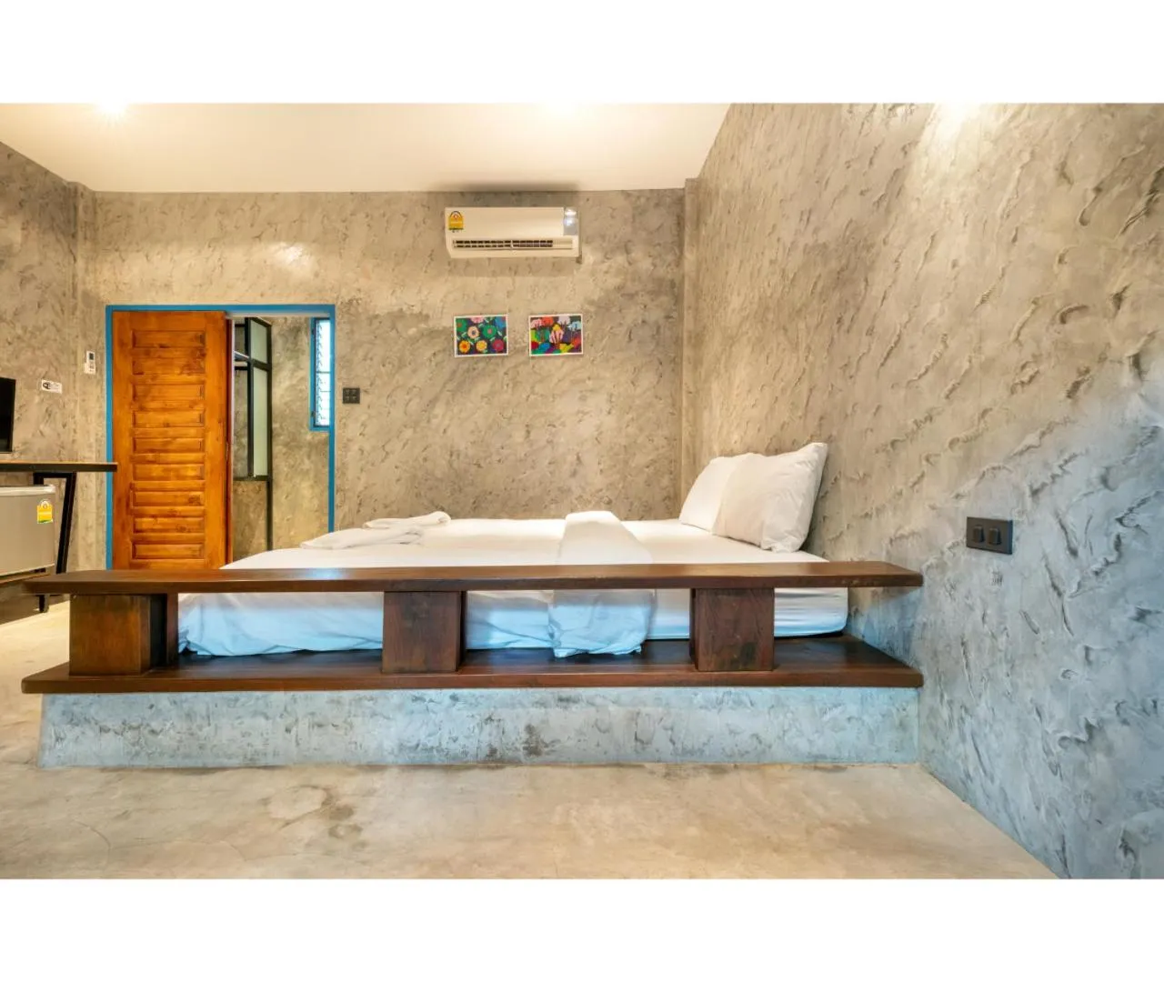 Bed in Mac Garden Resort