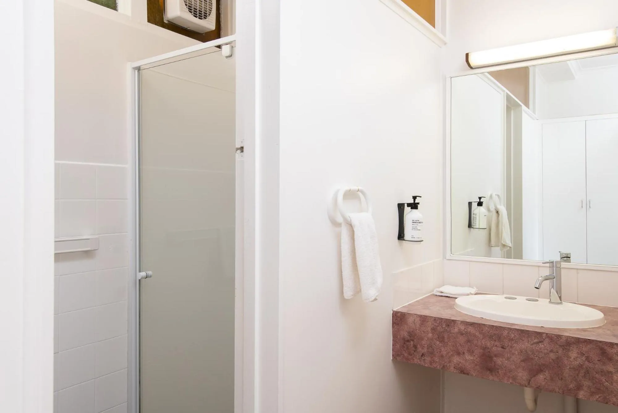 Village Family Motor Inn