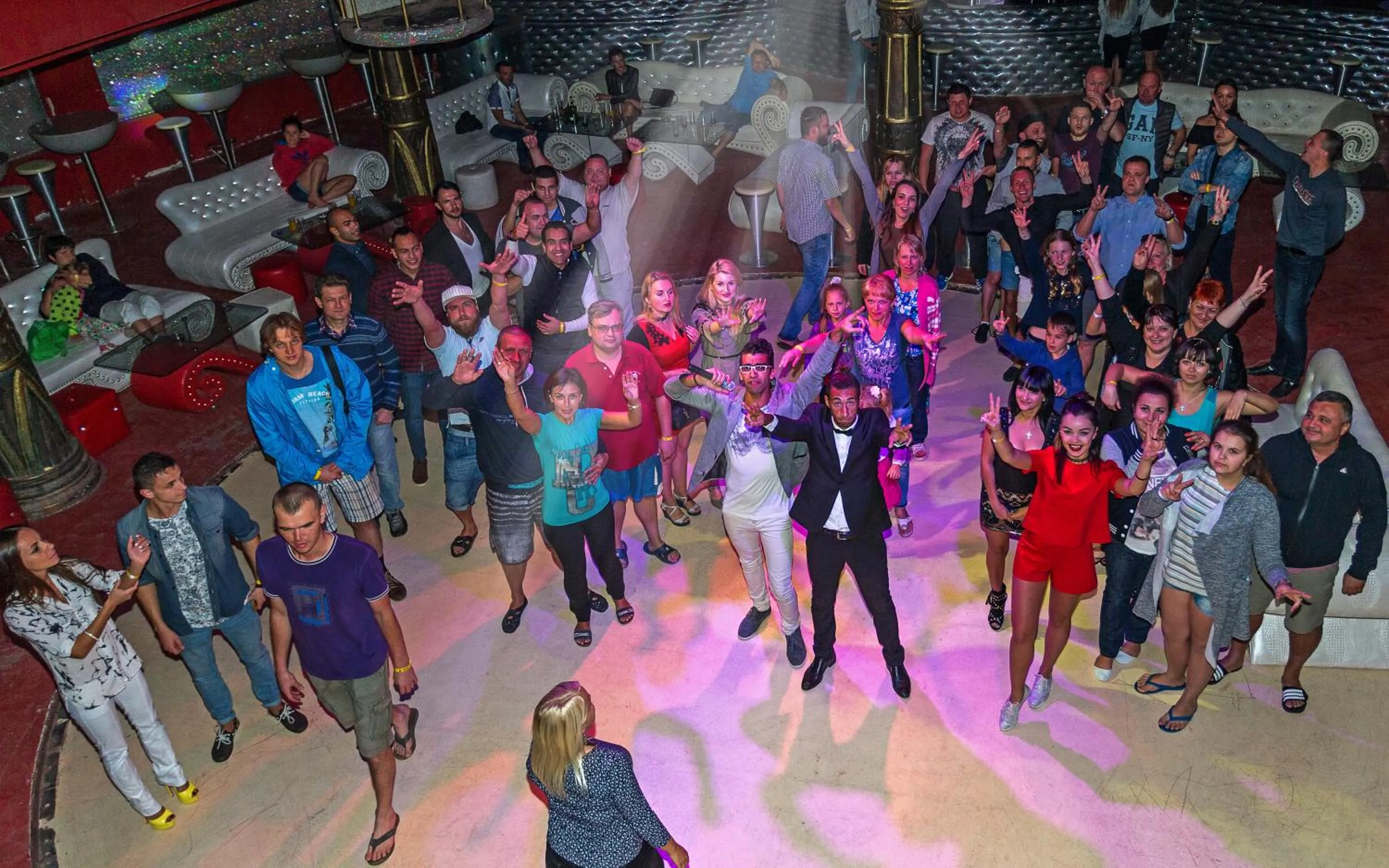 Nightclub / DJ in Hawaii Riviera Aqua Park Resort - Families and Couples Only