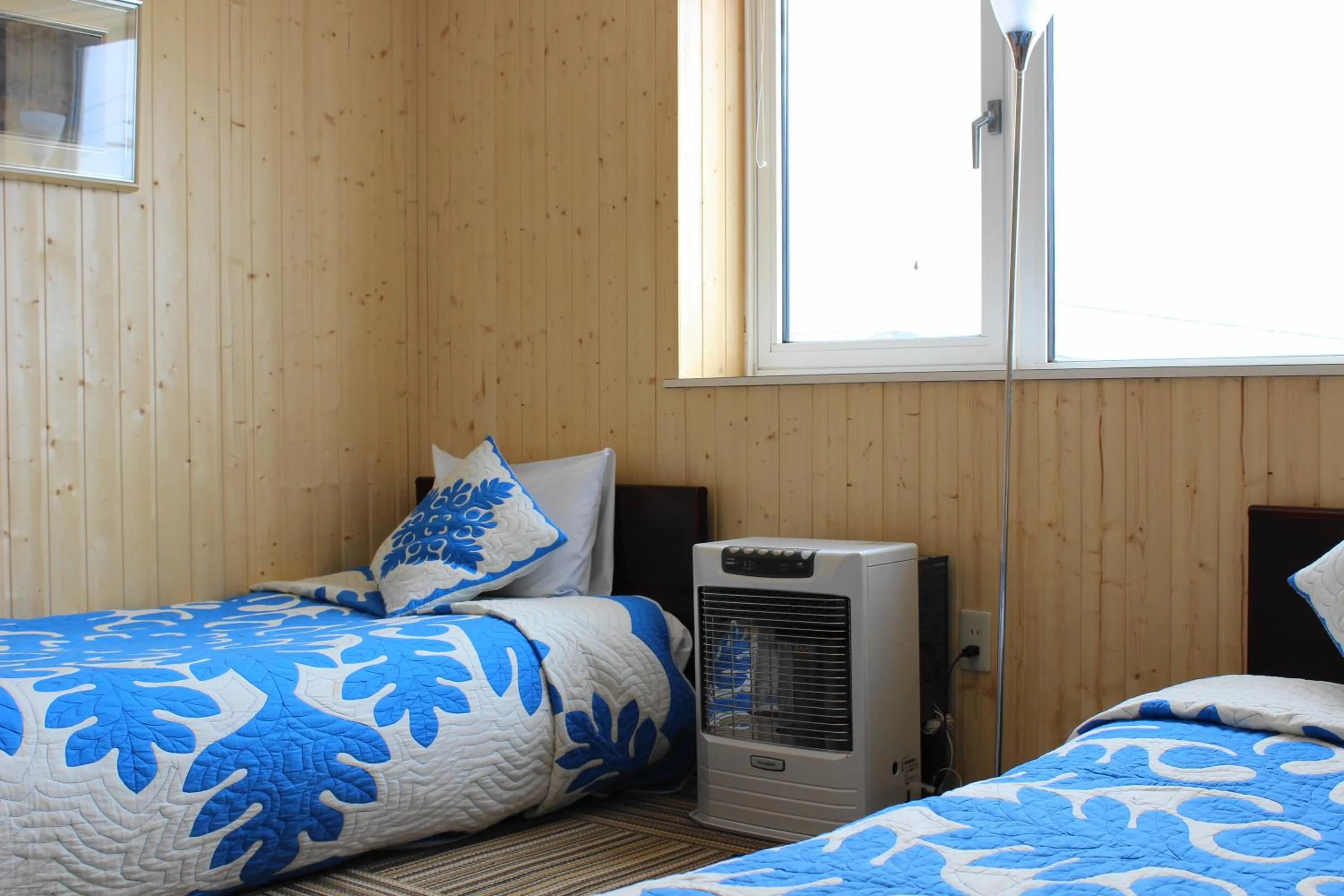 Bedroom, Bed in Pension Fryingpan