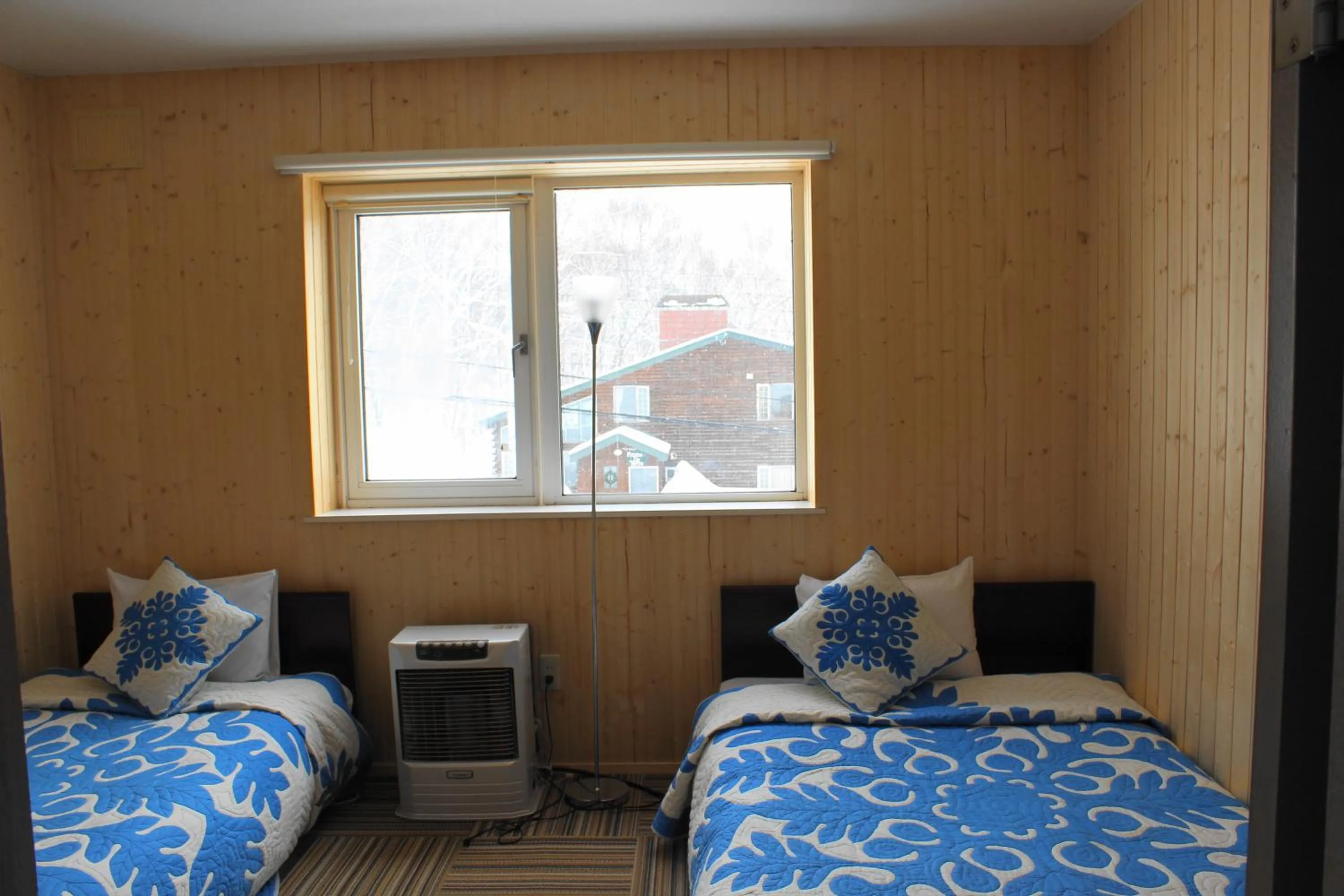 Bedroom, Bed in Pension Fryingpan